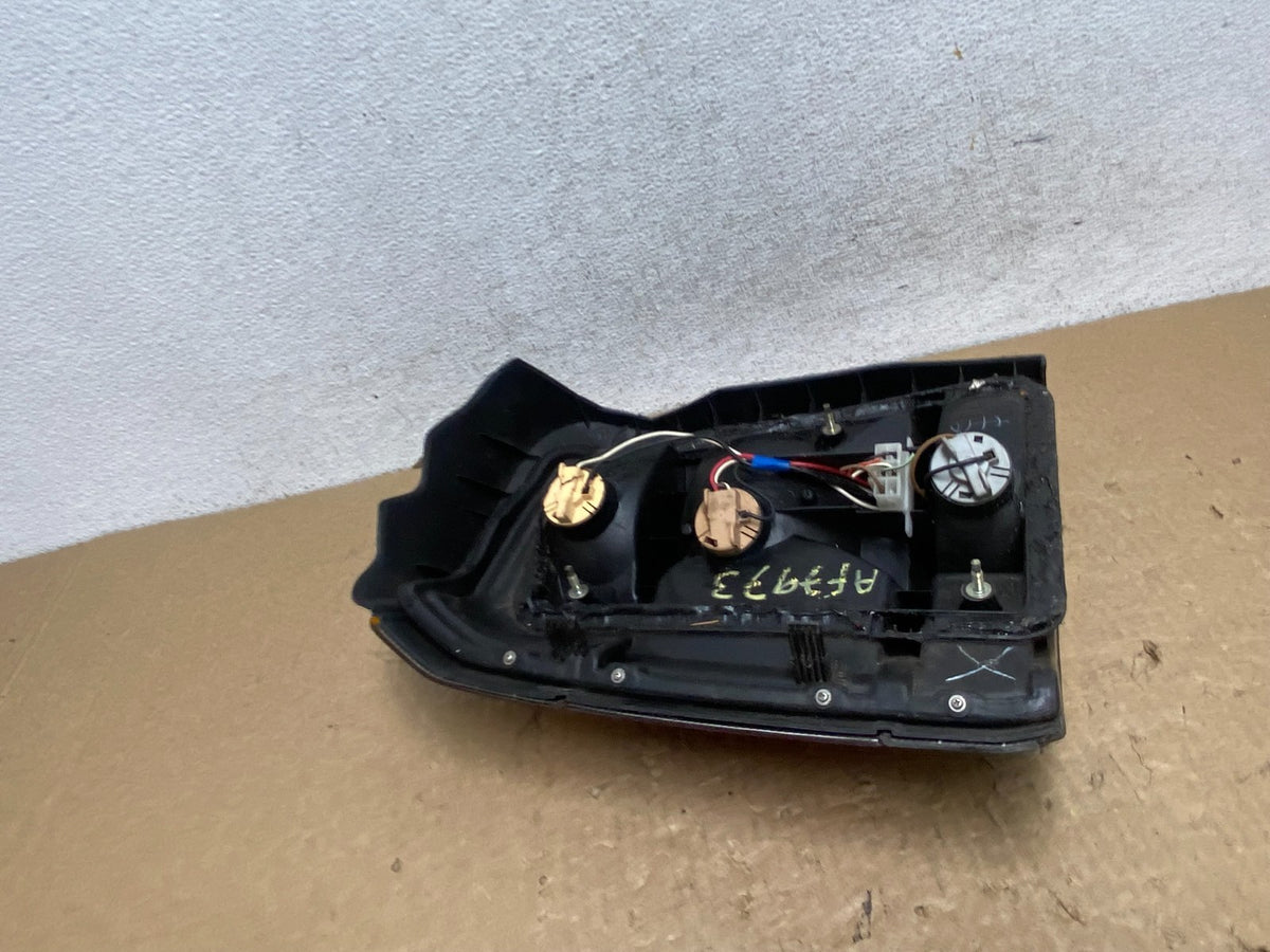 1999 2000 Subaru Forester Right Passenger RH Side Tail Light AF7973 GD7