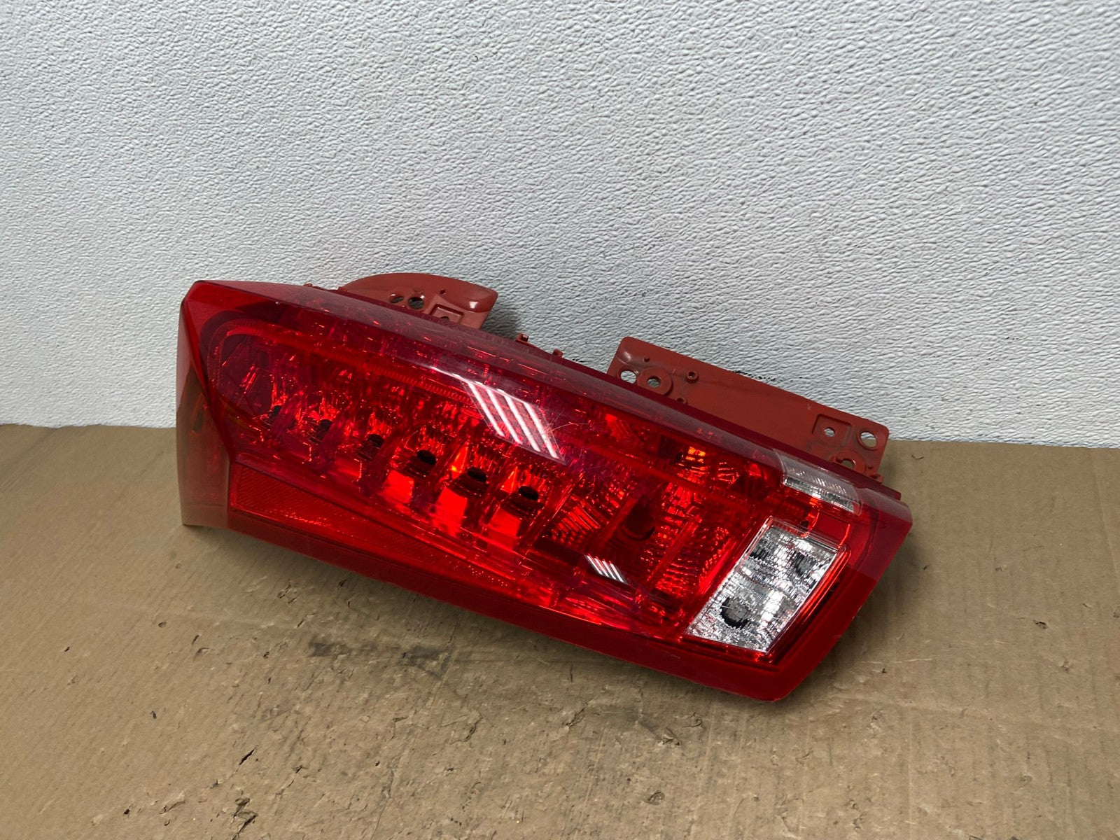2010 to 2016 Cadillac Srx Left Driver Lh Side Tail Light OEM AB8585LK1
