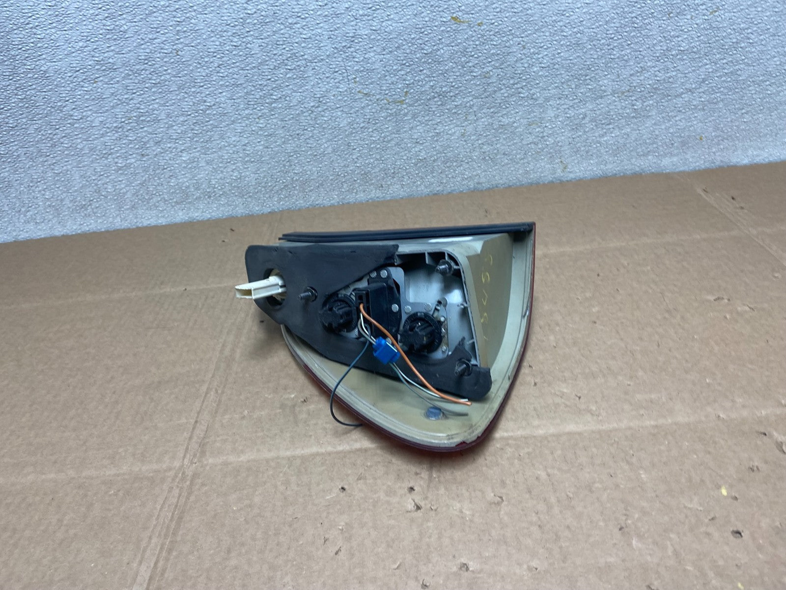 2004 2005 2006 BMW E53 X5 Right Passenger Rh Side Tail Light Oem Y8488 DW5