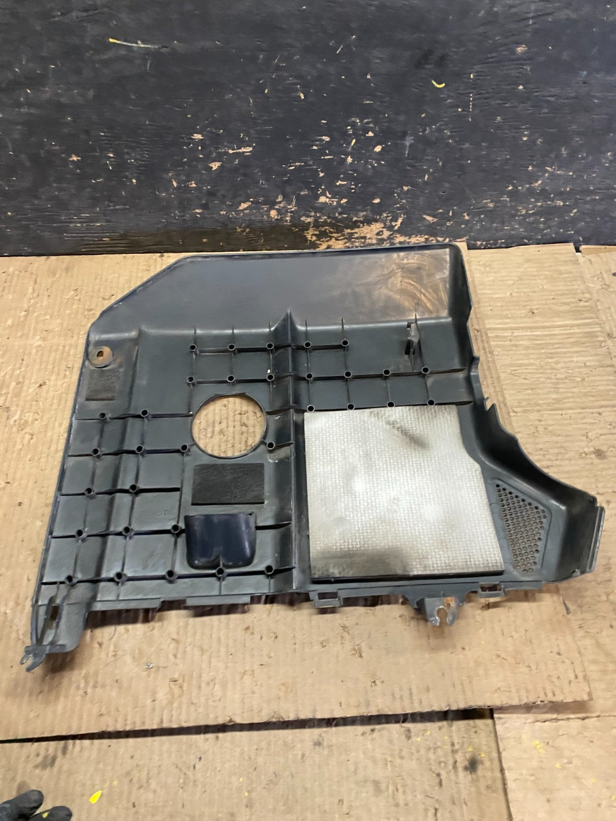 2006 to 2007 Toyota Highlander Hybrid Engine Motor Top Front Cover w6250  DG5