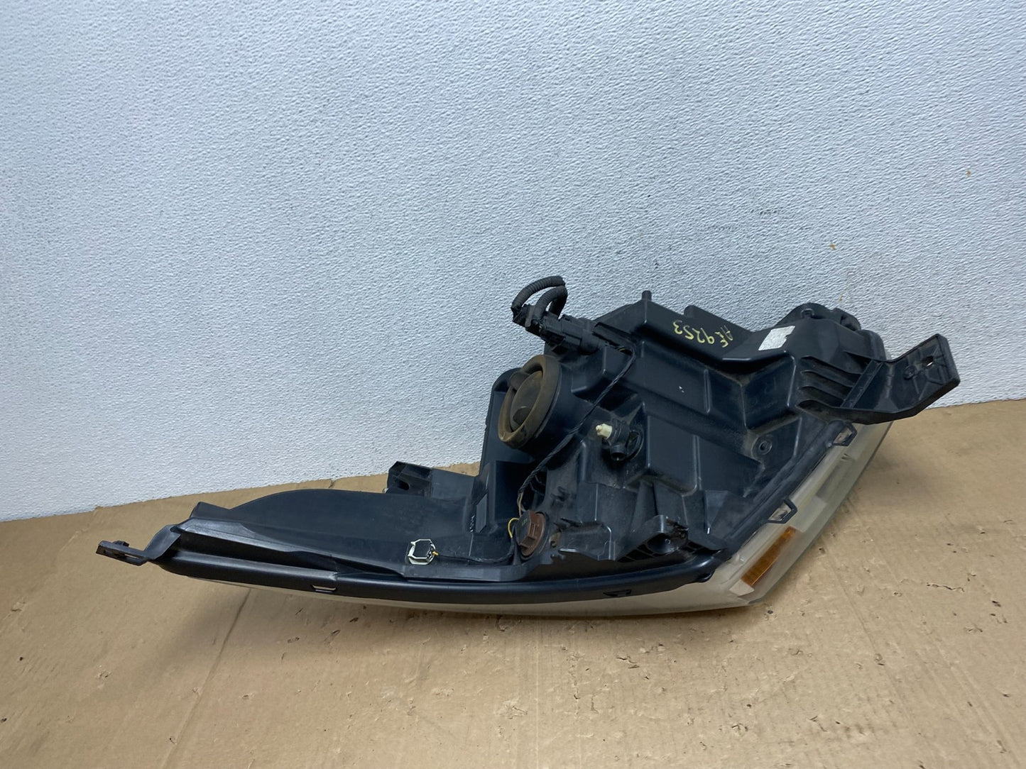 2011 to 2015 Ford Explorer Right Passenger Halogen Headlight AE9253 DW5