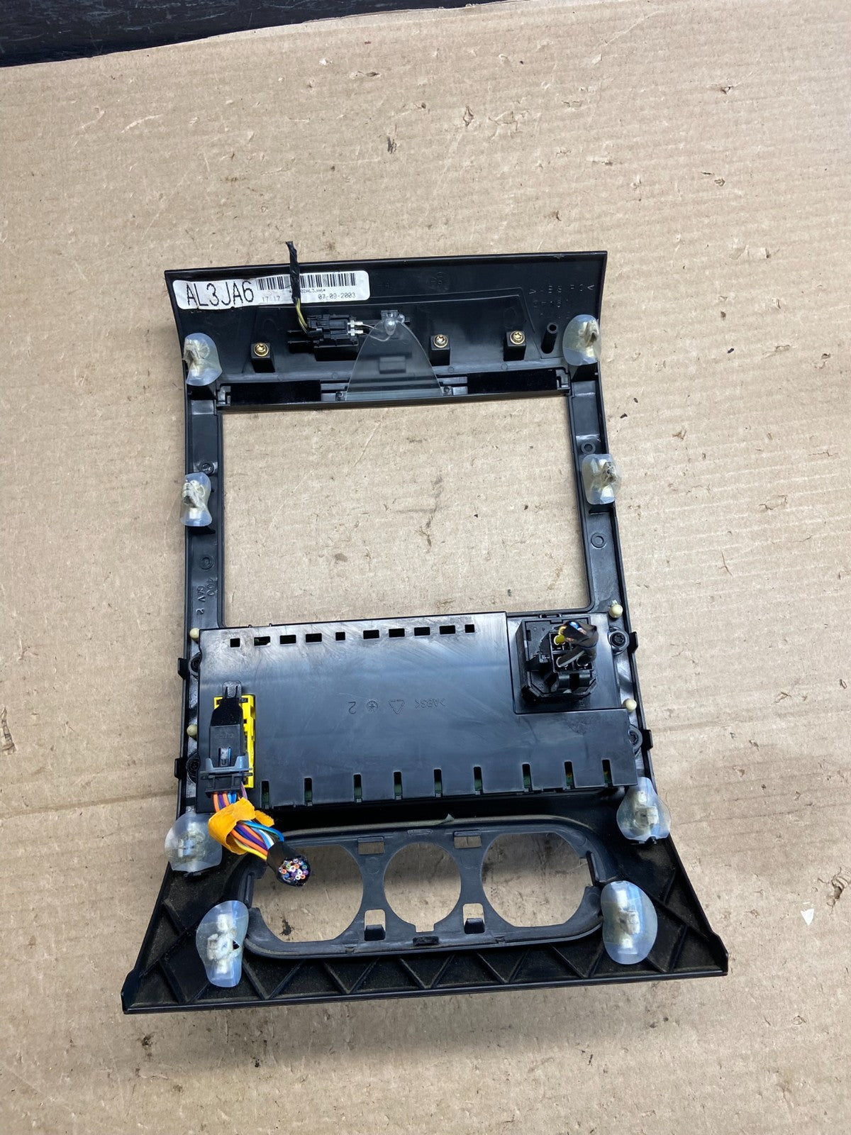 2004 to 2008 Ford F150 Radio Climate Dash Bezel Surround Black ah3633 DG3