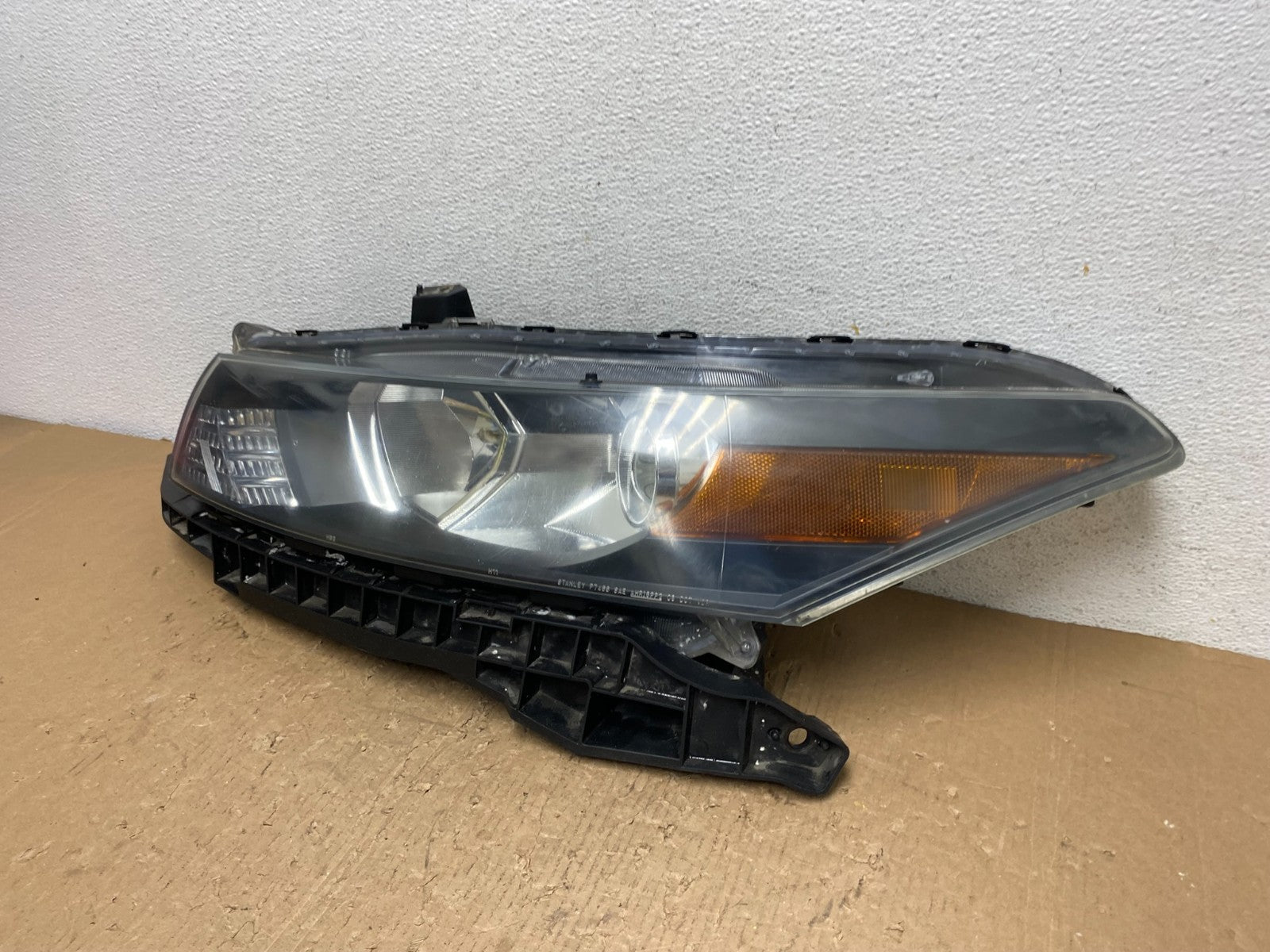 2008 to 2012 Honda Accord Coupe Left Driver LH Side Headlight AD8836 DW1