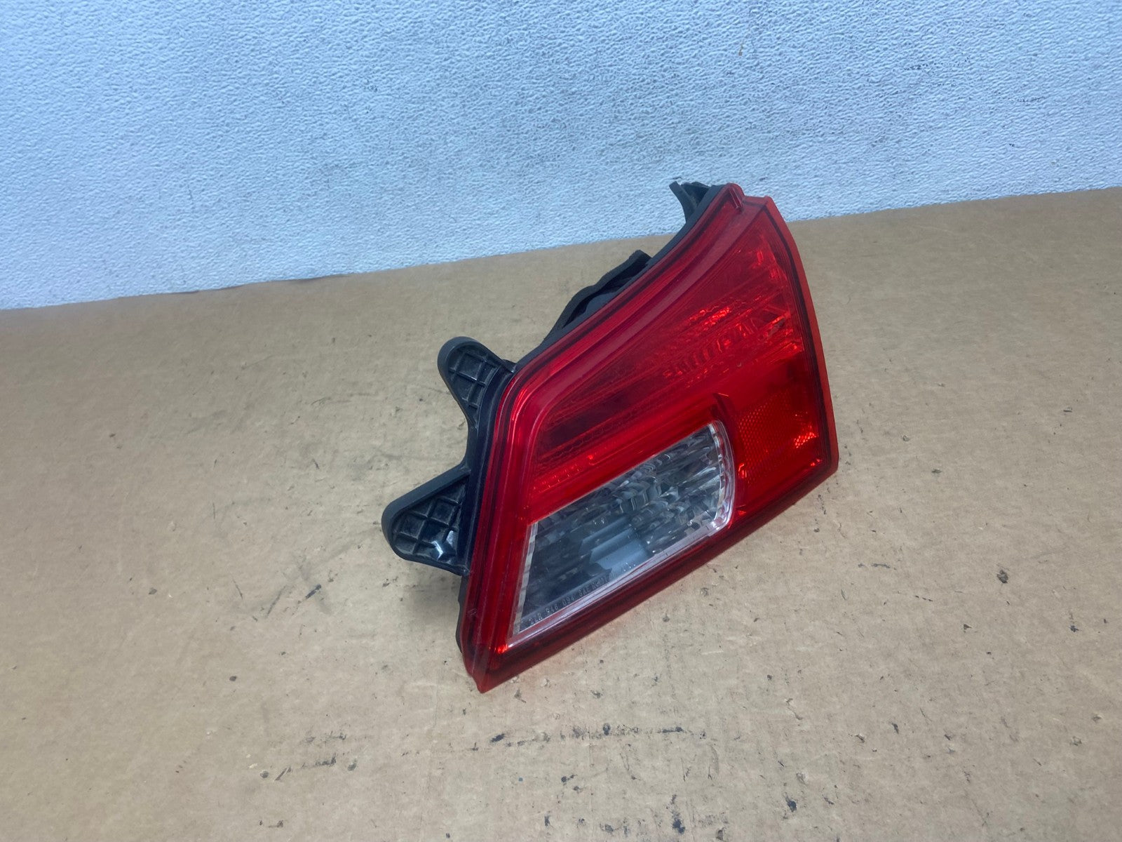 2010 - 2014 Subaru Outback Right Passenger RH Inner Tail Light AD5195 LK2
