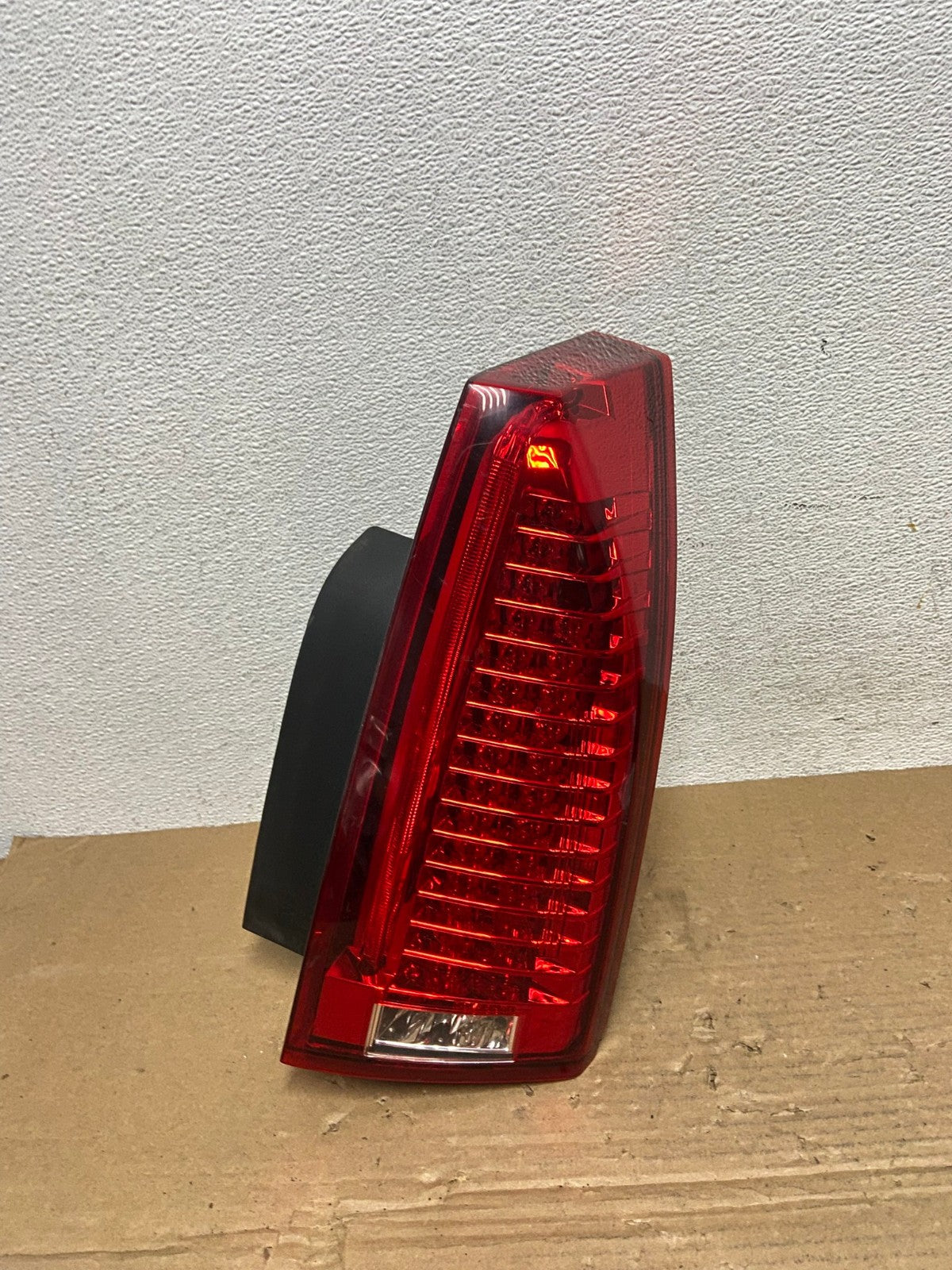 2008 to 2013 Cadillac CTS Right Passenger Side Led Side Tail light AD3974 LK0