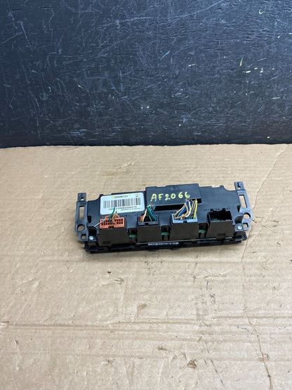 2010-2011 GMC Sierra Chevy Silverado A/C AC Climate Control A/C AF2066 DW3
