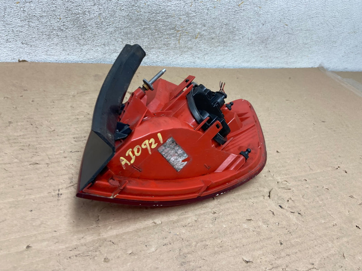 2006 2007 2008 Audi A6 Avant Wagon Left Driver LH Tail Light AI0921 LK5