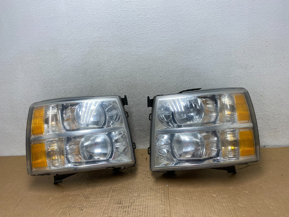 2007 to 2014 Chevrolet Silverado Left+Right Side Black Headlights AI6787 DW0