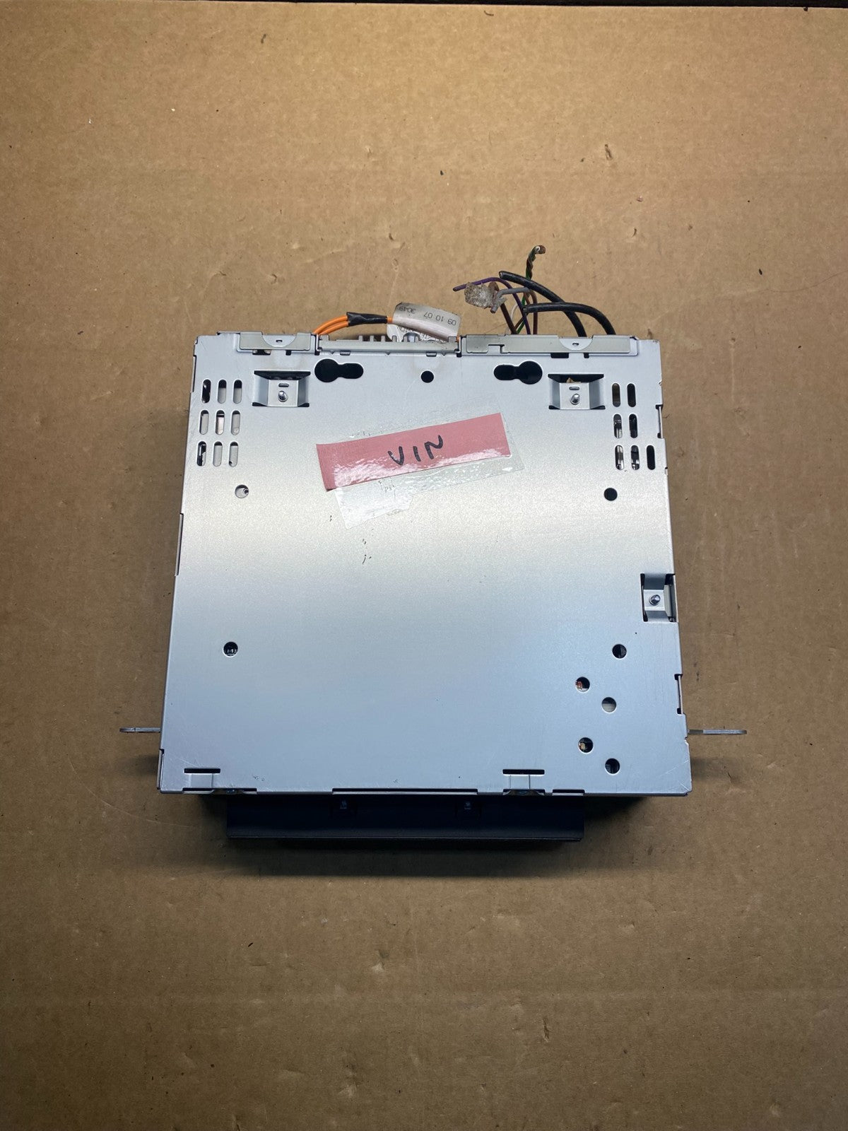 2007 to 2013 Volvo XC90 Radio AM FM Receiver MP3 CD Player AG7360 DG4