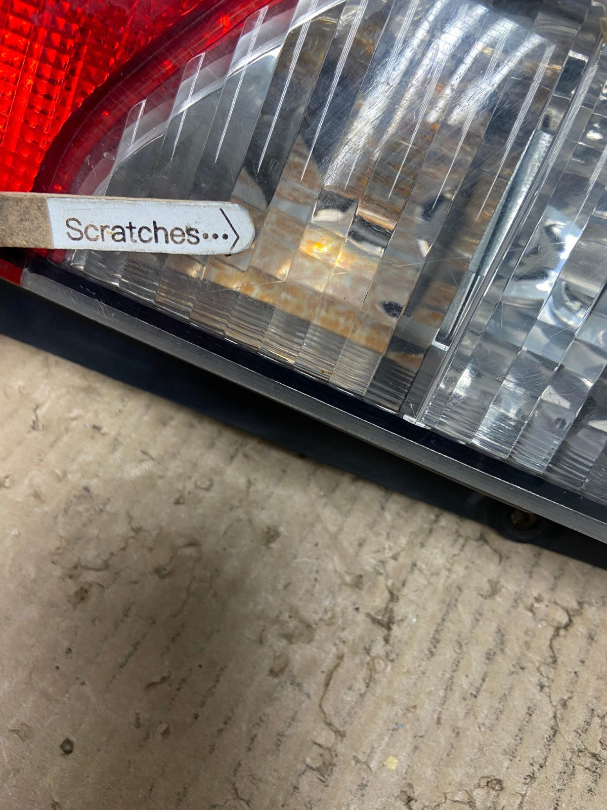 2002 2003 2004 Nissan Xterra Left Driver Side Tail Light AF2969 LK3