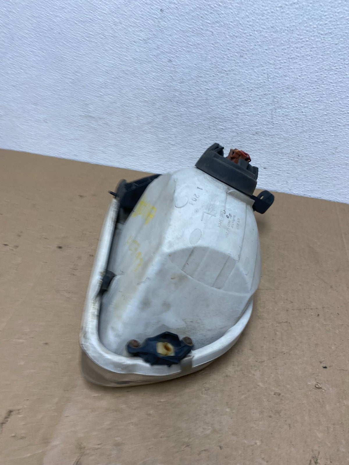 2000 - 2004 Toyota Tundra Left Driver LH Side Halogen Headlight AC5793 DW6