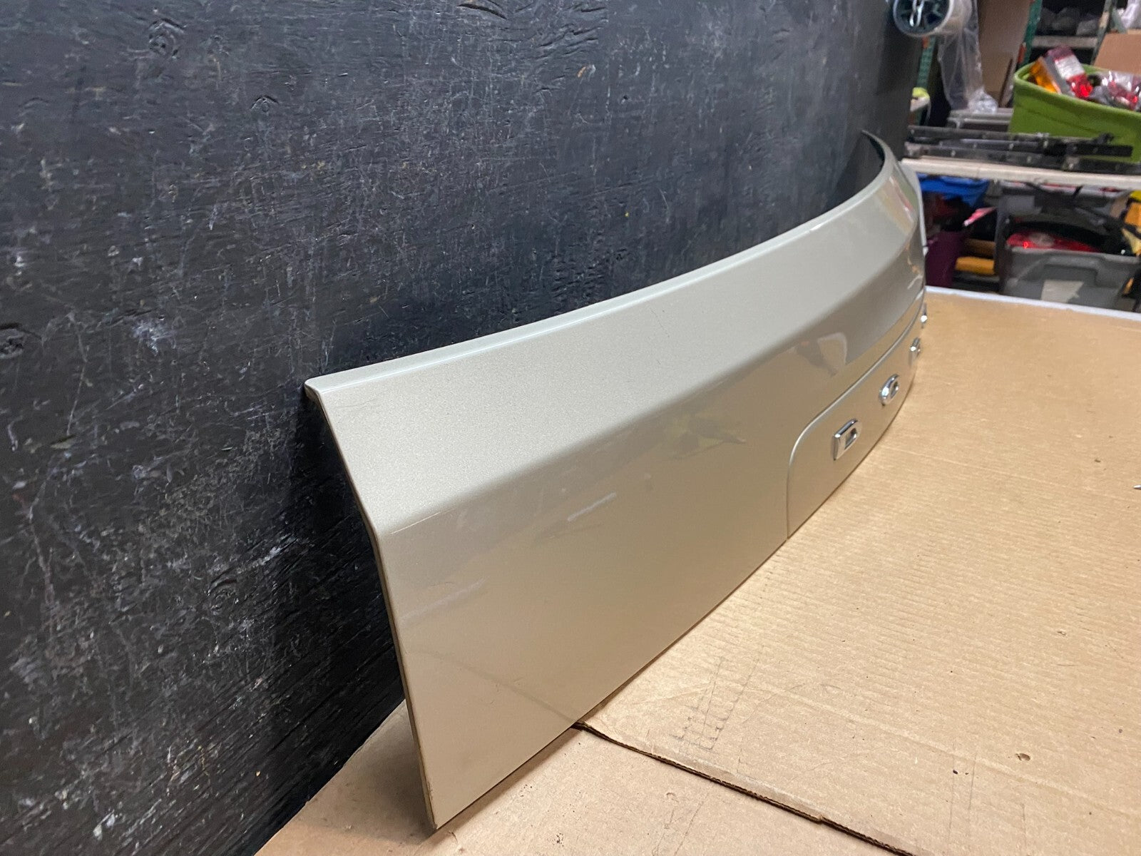 2011 to 2018 Dodge Grand Caravan Tail Gate Trim Molding W/O Camera OEM G5597 PS2