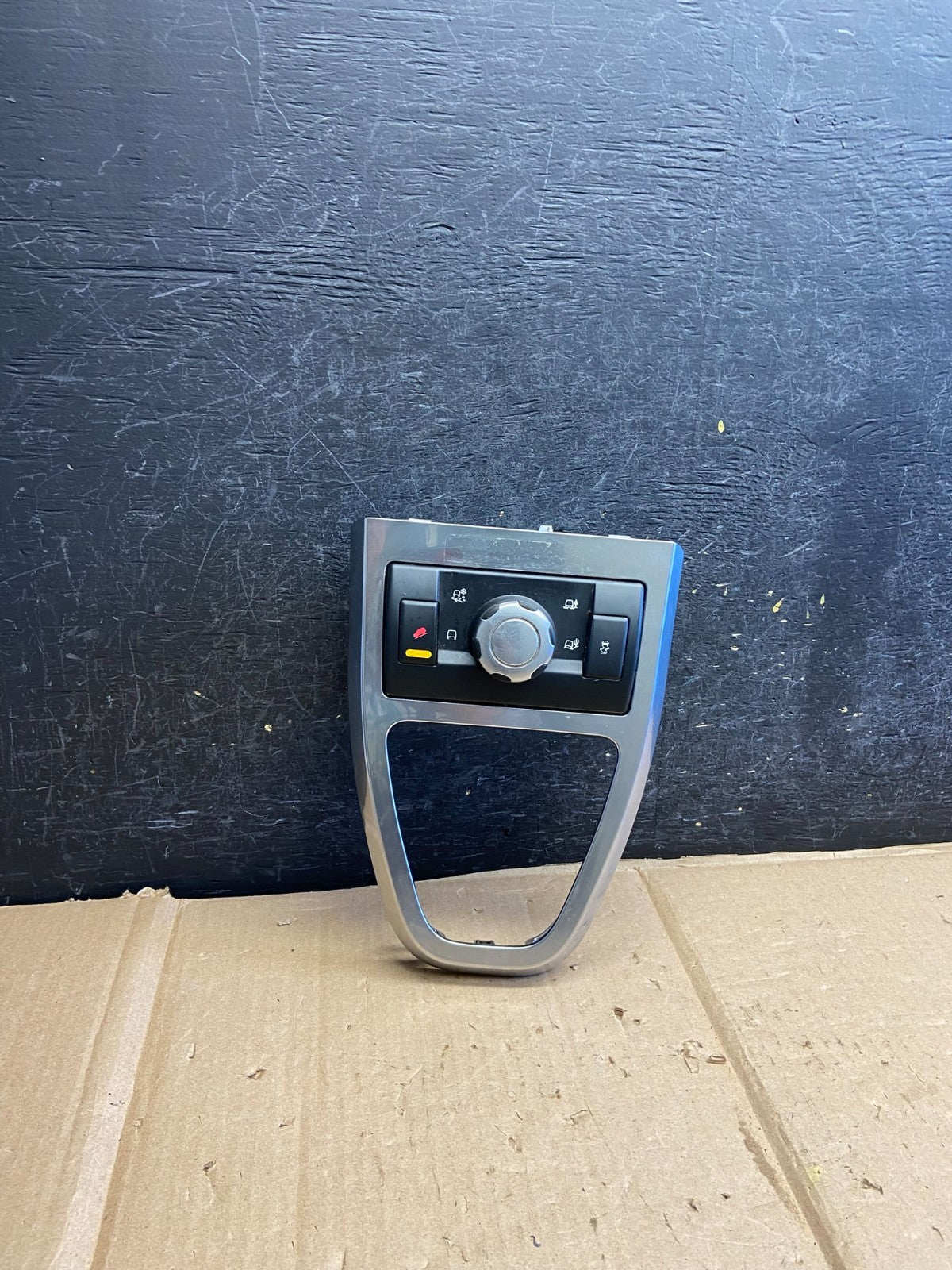 2007 - 2015 Land Rover LR2 Terrain Traction Switch AT 6H52 14B596 ah5670 DG0