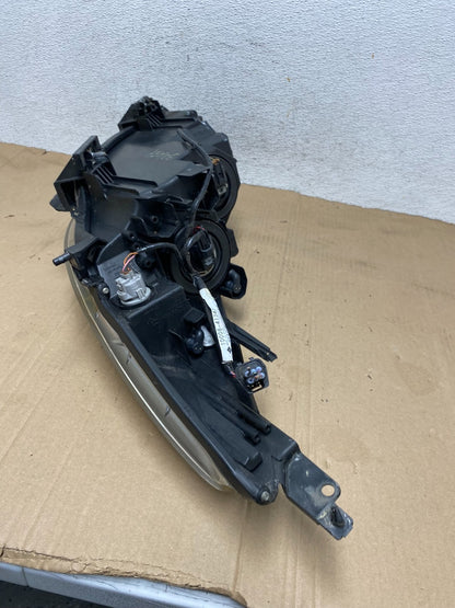 2010 - 2013 Mazda 3 Halogen Right Passenger Rh Side Headlight AE9106 DW7