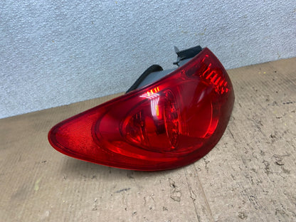 2007 to 2010 Hyundai Elantra Sedan Left Driver Side Tail Light Oem AA8368 LK2