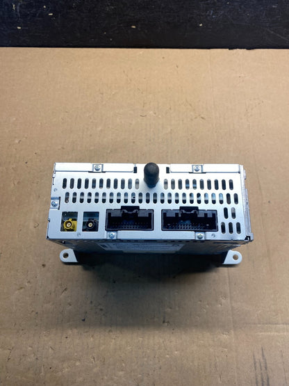 2011 to 2013 Ford Explorer Audio Equipment Radio Receiver AM FM CD AE7457 DW5