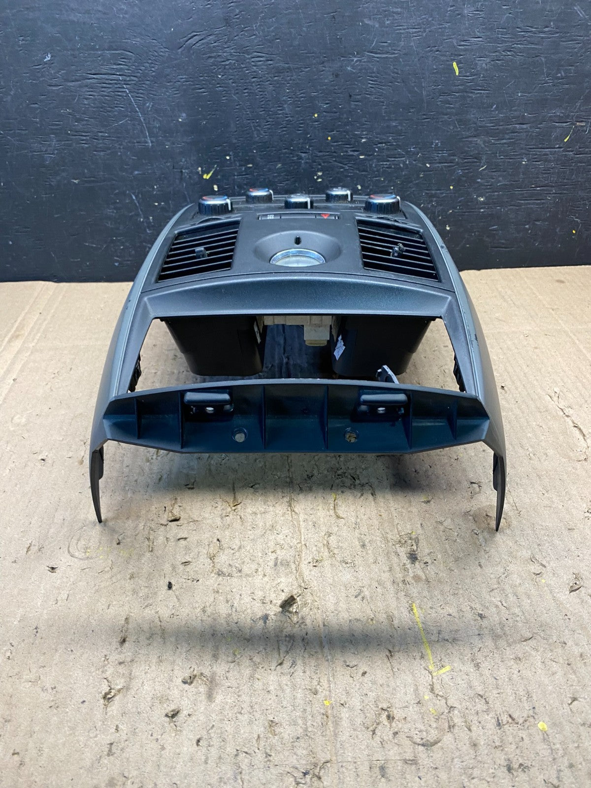 2008-2010 Dodge Grand Caravan  A/C Climate Control Unit Bezel Trim Oem P1899 DG3