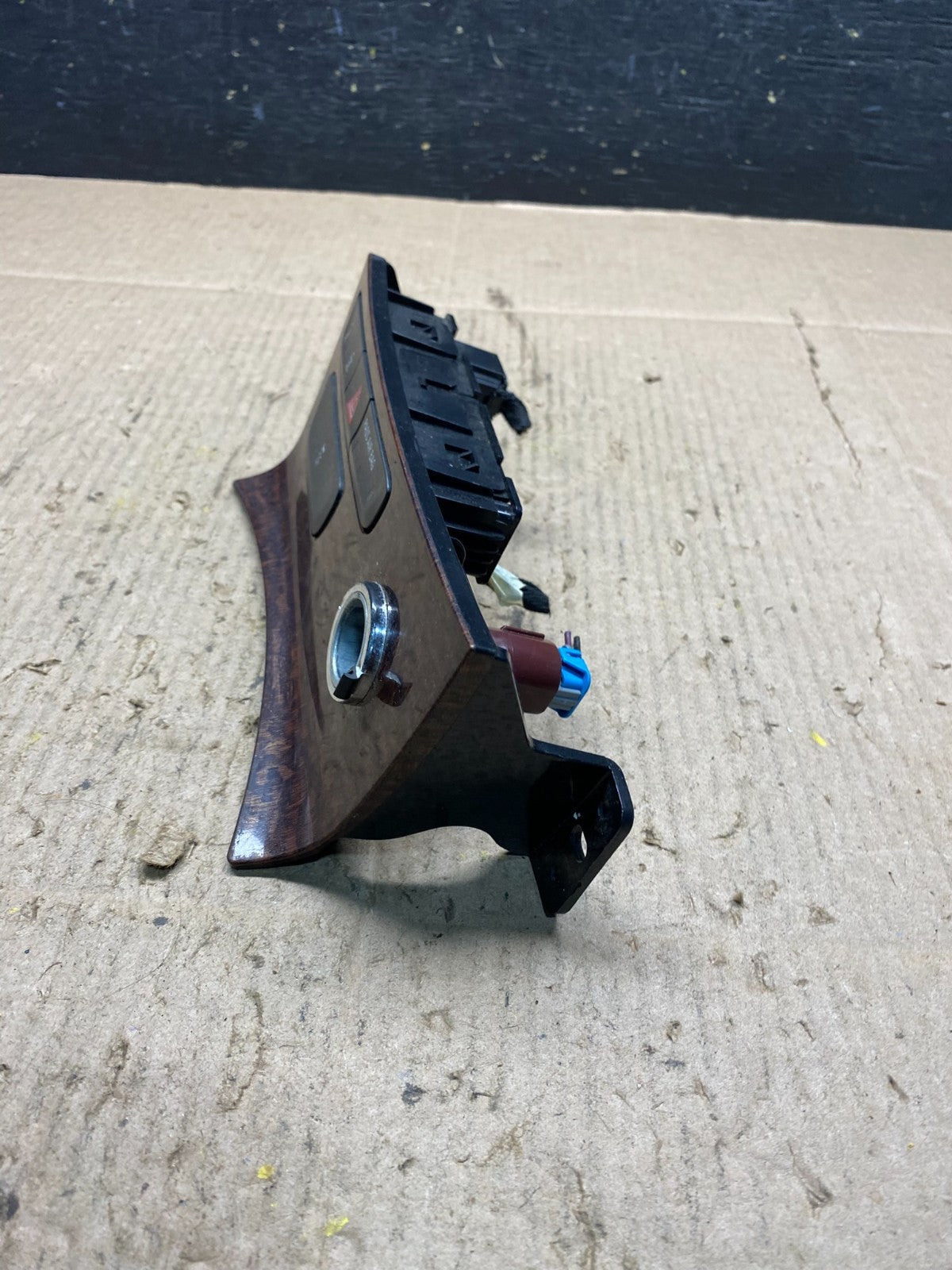 2013 2014 2015 Chevrolet Malibu Hazard Relay Switch Traction Control r6230 DG2