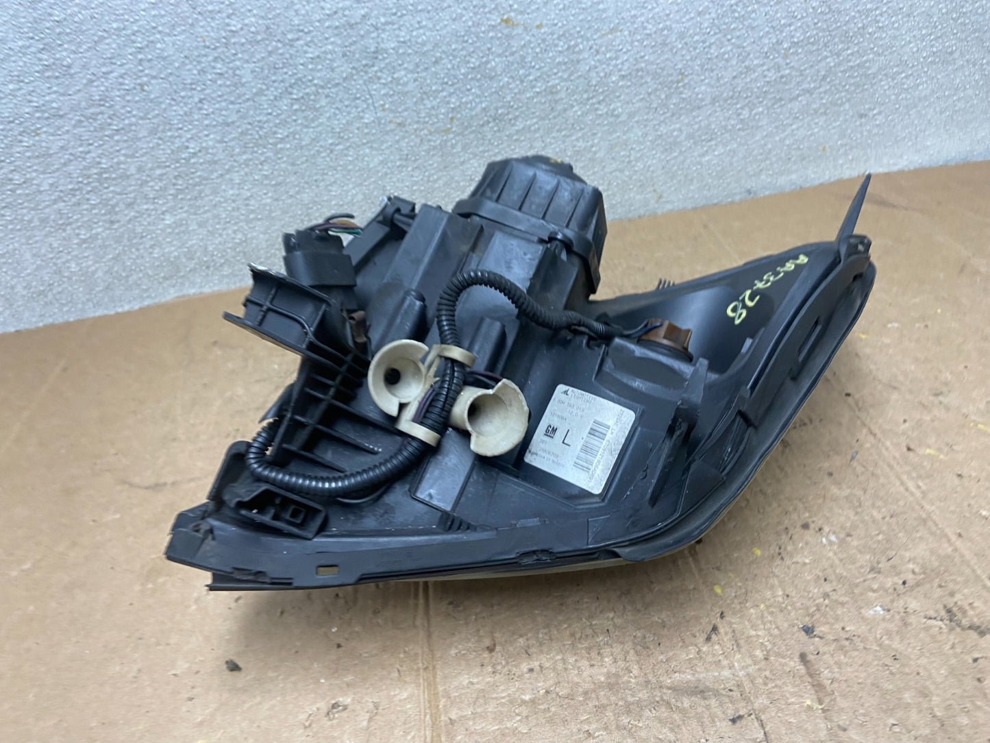 2006 to 2011 Cadillac DTS Left Driver Lh Xenon Hid Headlight Oem AA3728 DW10