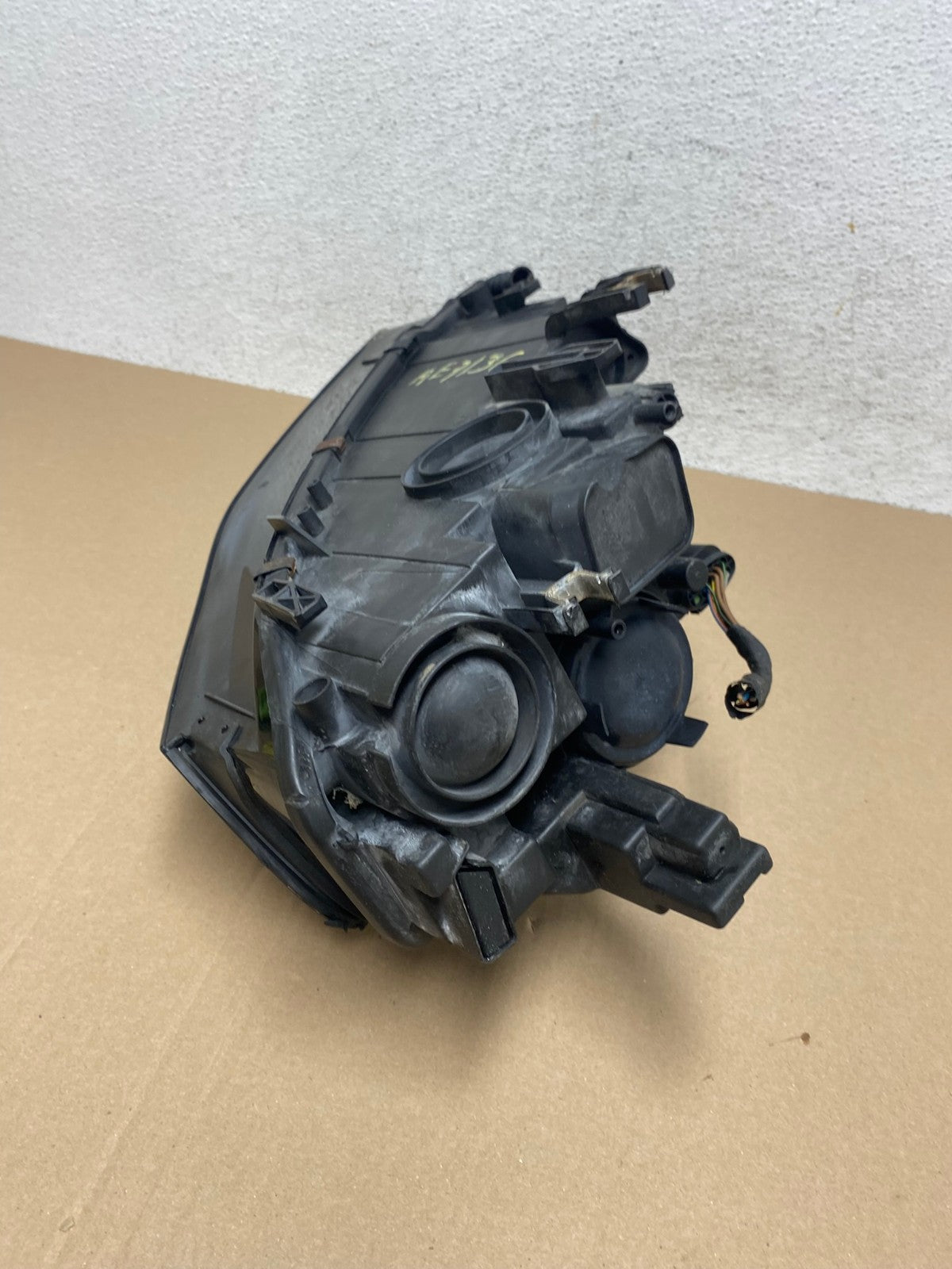 Halogen 2009 to 2012 Audi A4 Right Passenger RH Side Headlight AE7136 LK6