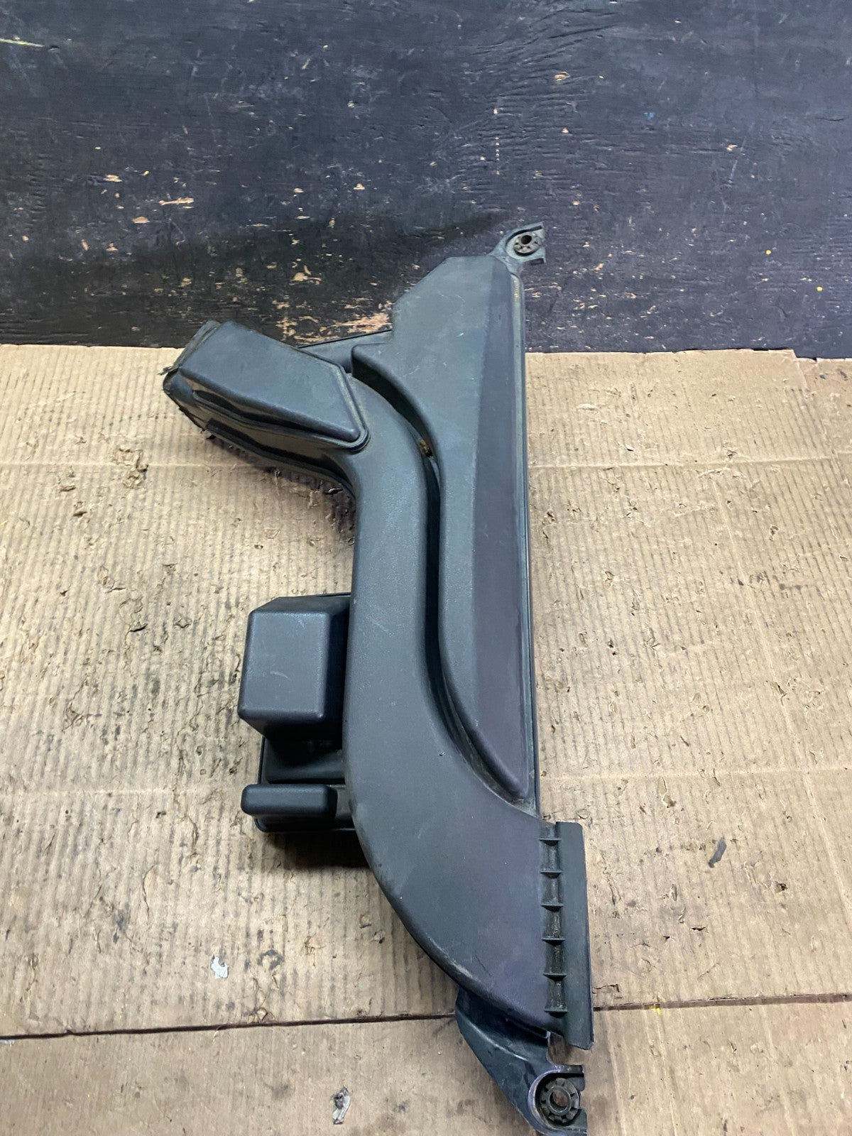 2013 to 2018 Nissan Altima 2.5L Front Air Cleaner Intake Duct Tube T9598 DG2