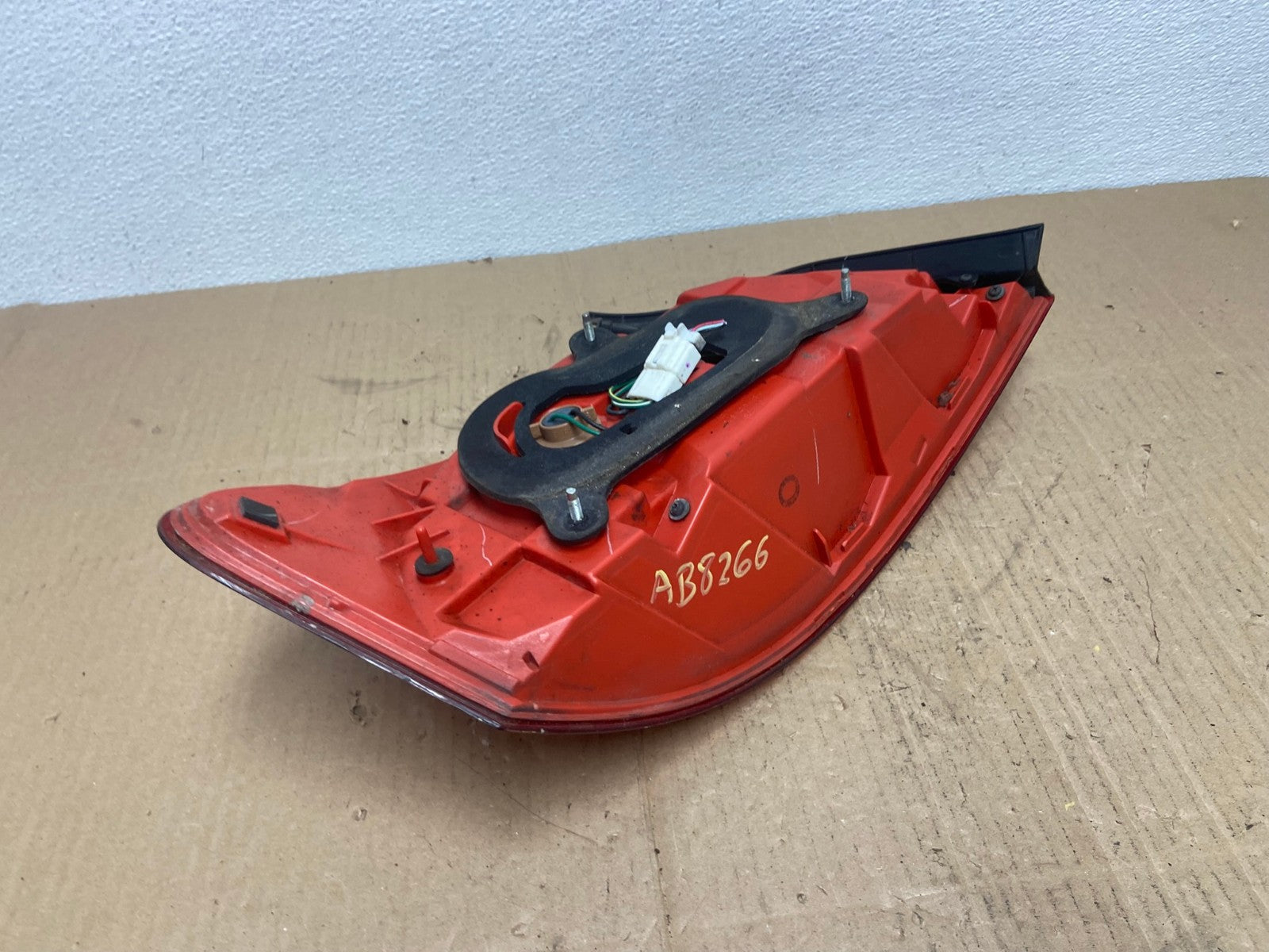 2007 to 2013 Infiniti G35 G37 Sedan Right Passenger Rh Tail Light Oem AB8266 LK5