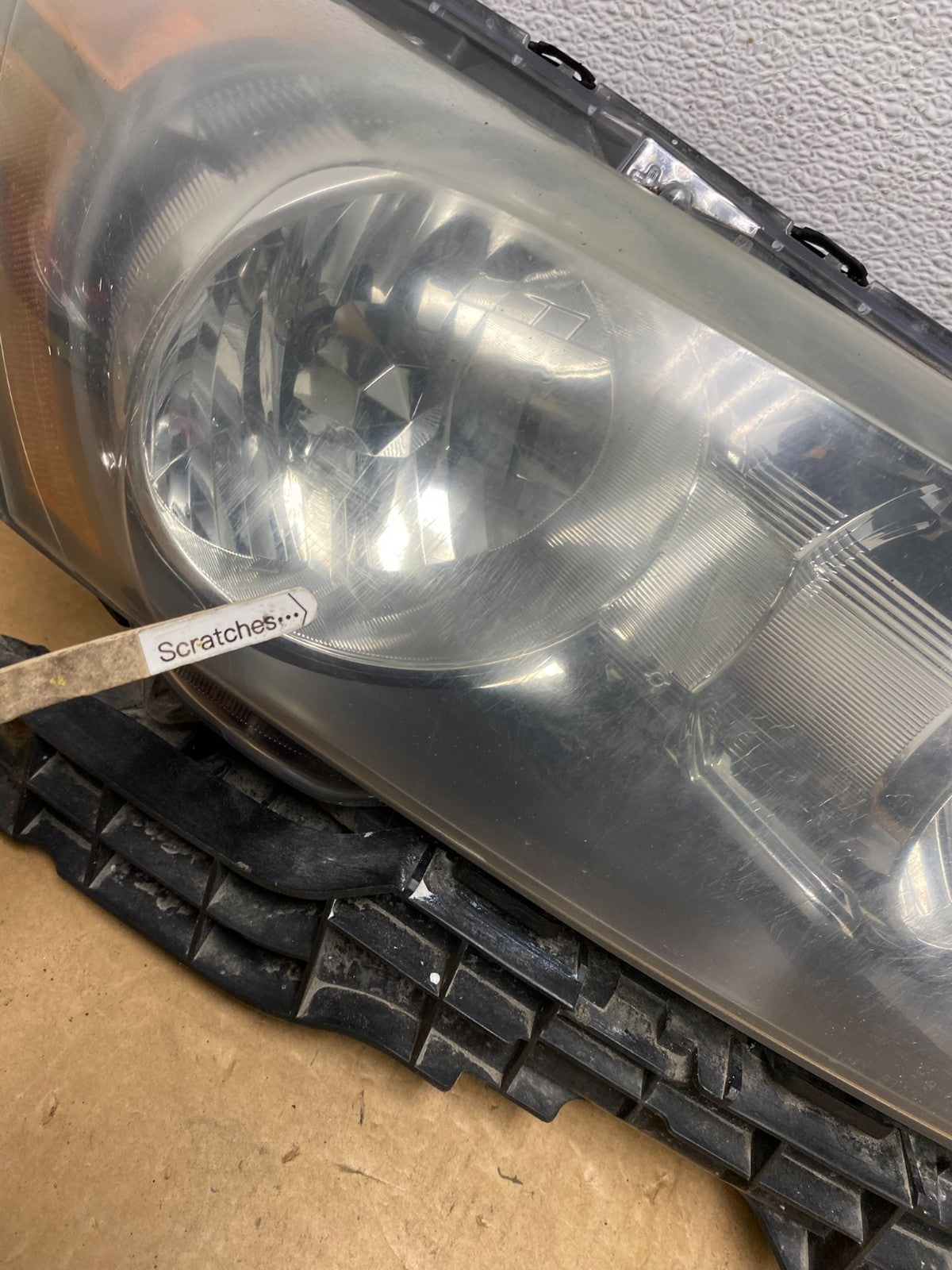 2008 to 2012 Honda Accord Sedan Right Passenger RH Headlight AD4601 DW3