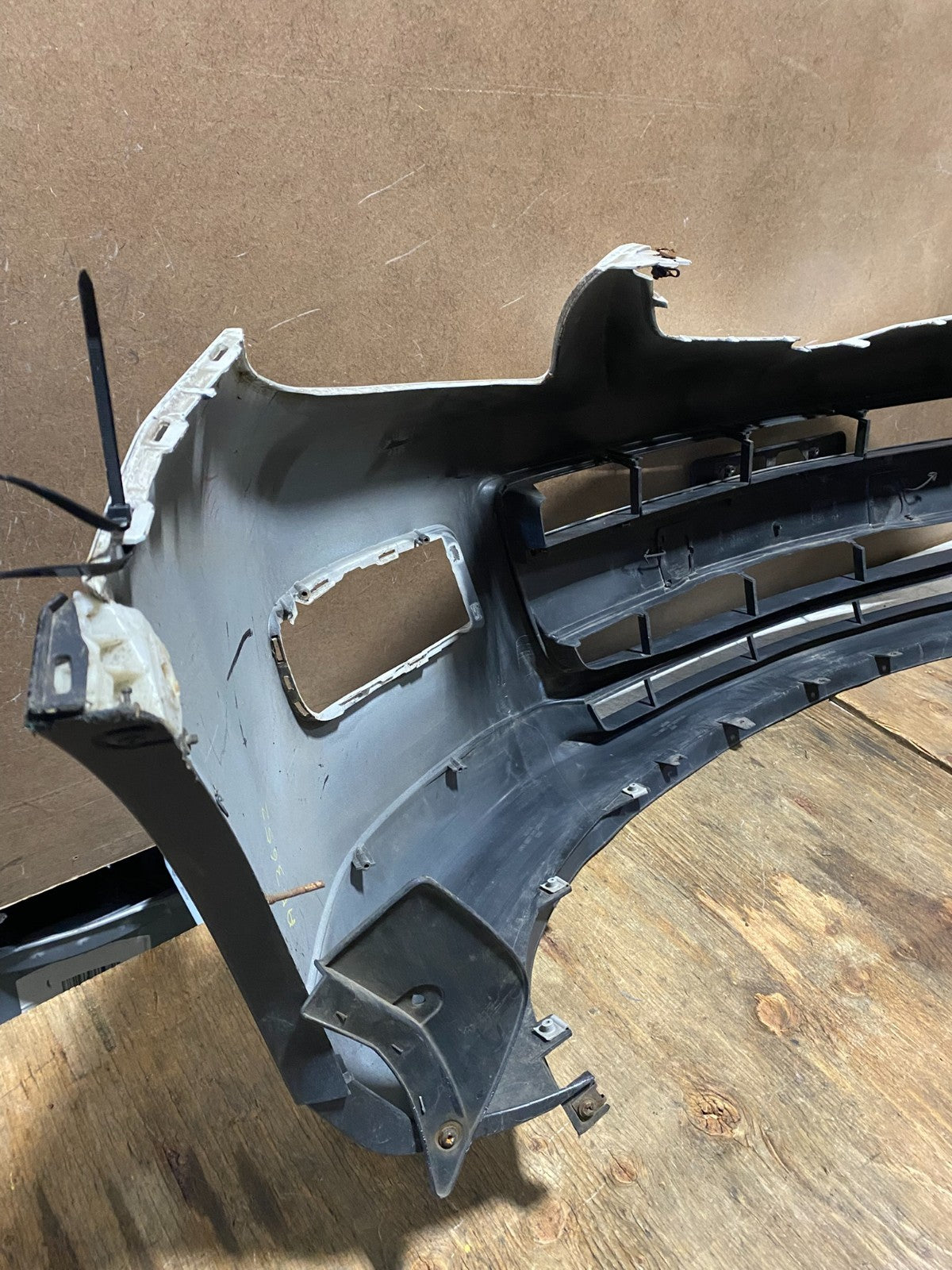 2007 to 2009 Mazda CX9 Front Bumper Cover AE3652 PS9