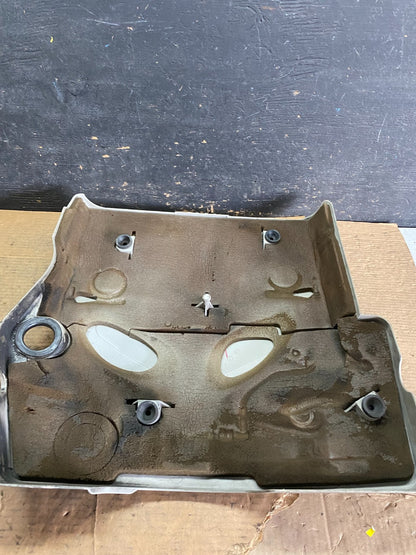 2004 to 2007  Cadillac CTS 3.6L Plastic Engine Cover Shield OEM  Q9826 DG5