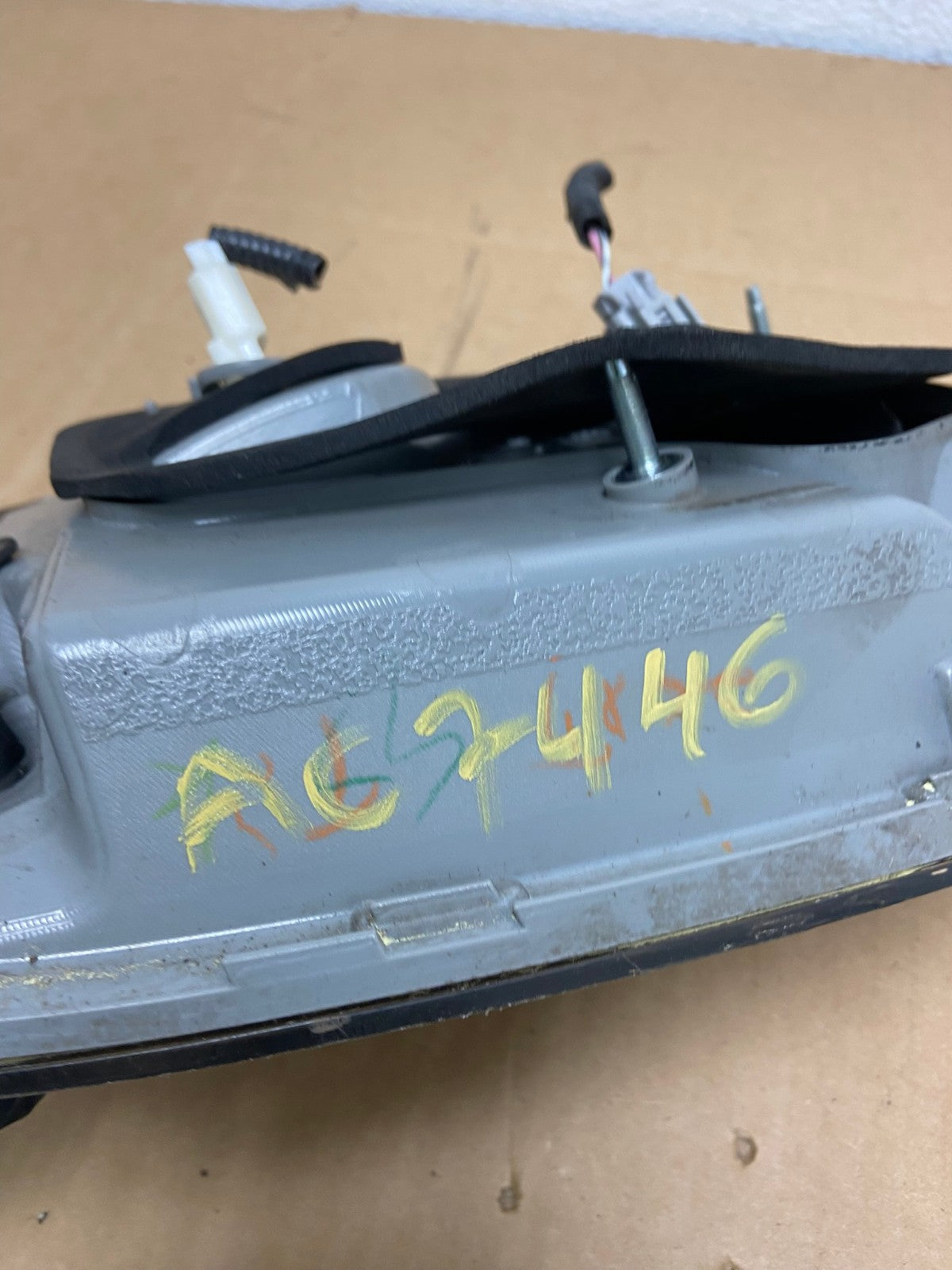 2006 to 2007 Lexus RX400H Right Passenger RH Side Inner Tail Light AC7446 LK6