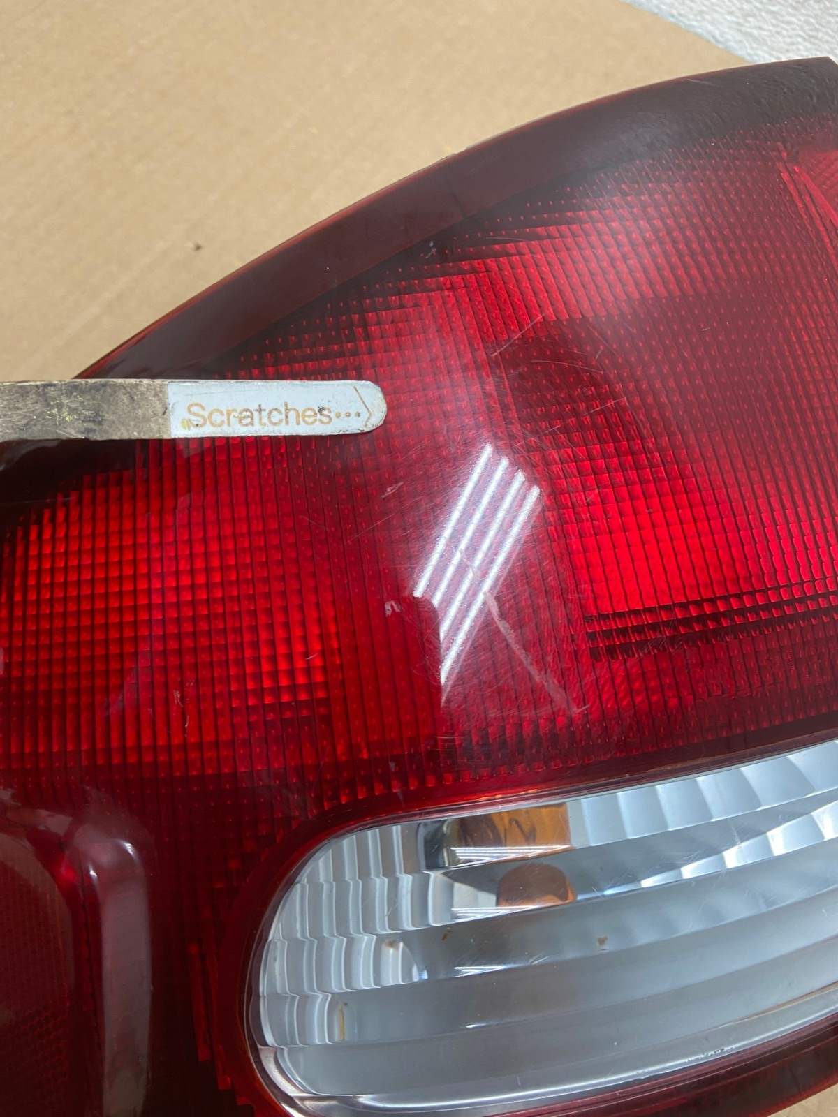 2000 2001 2002 2003 Nissan Sentra Left Driver Side Tail Light AI6822 LK3