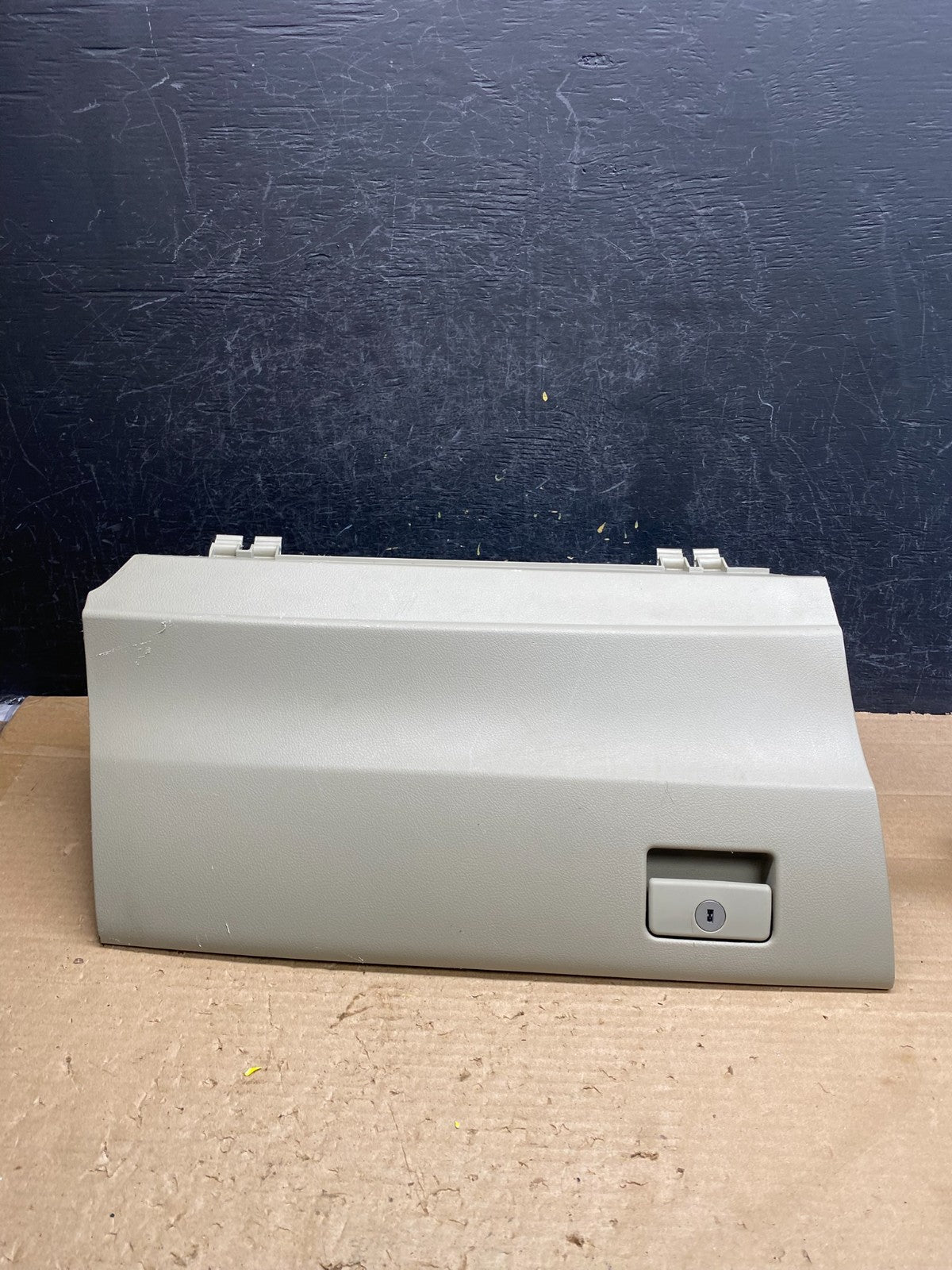 2007-2011 Toyota Camry Front Right Passenger Storage Glove Box AG8458 DG0