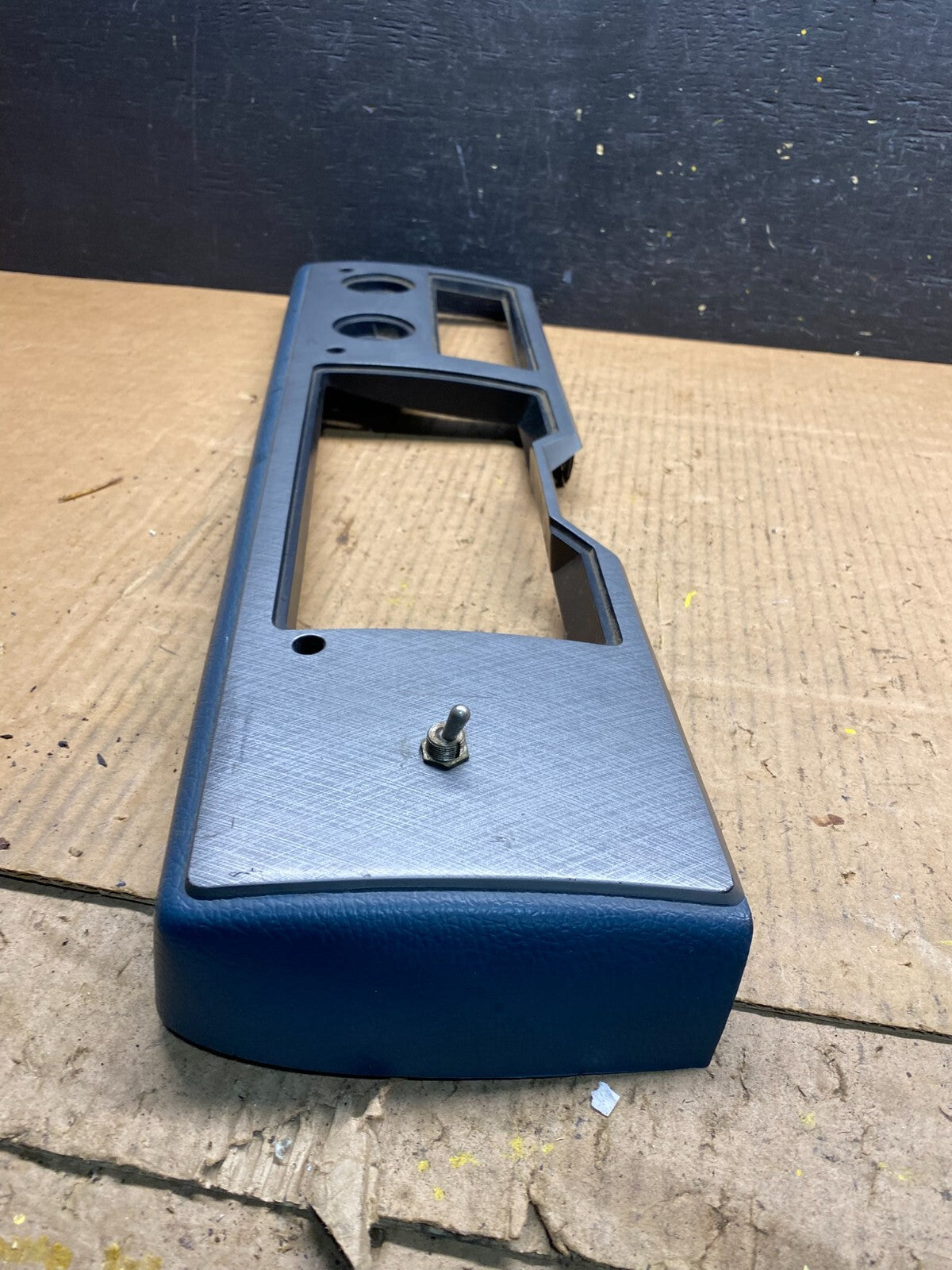 1993 1994 1995 Chevrolet Van G20 Cluster Gauge Speedometer Bezel N5149 DG4