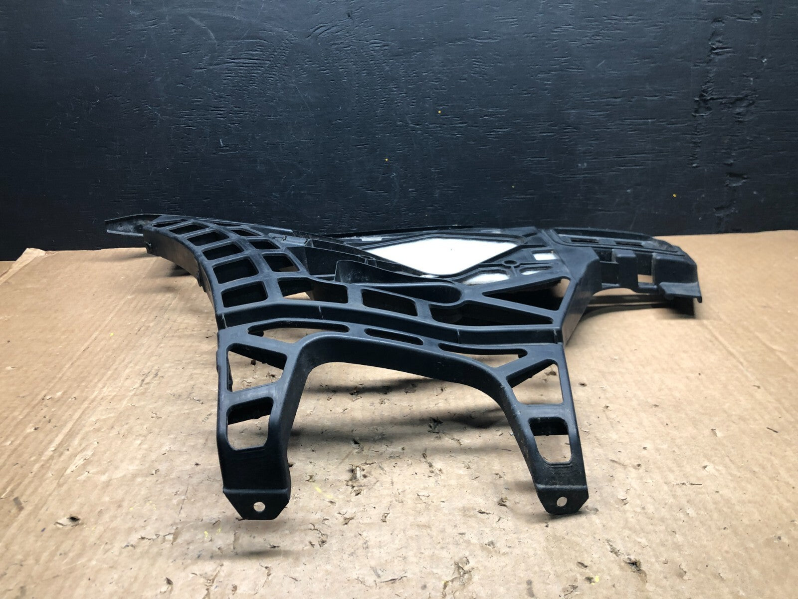 2007-2012 Mercedes GL450 X164 Rear Left Bumper Bracket Support Frame G36971
