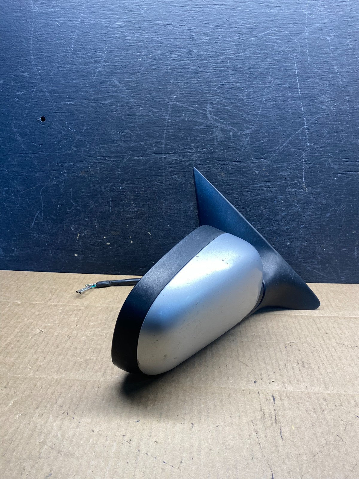 2003 to 2011 Ford Crown Victoria Right Passenger View Door Mirror AG7292 DW1