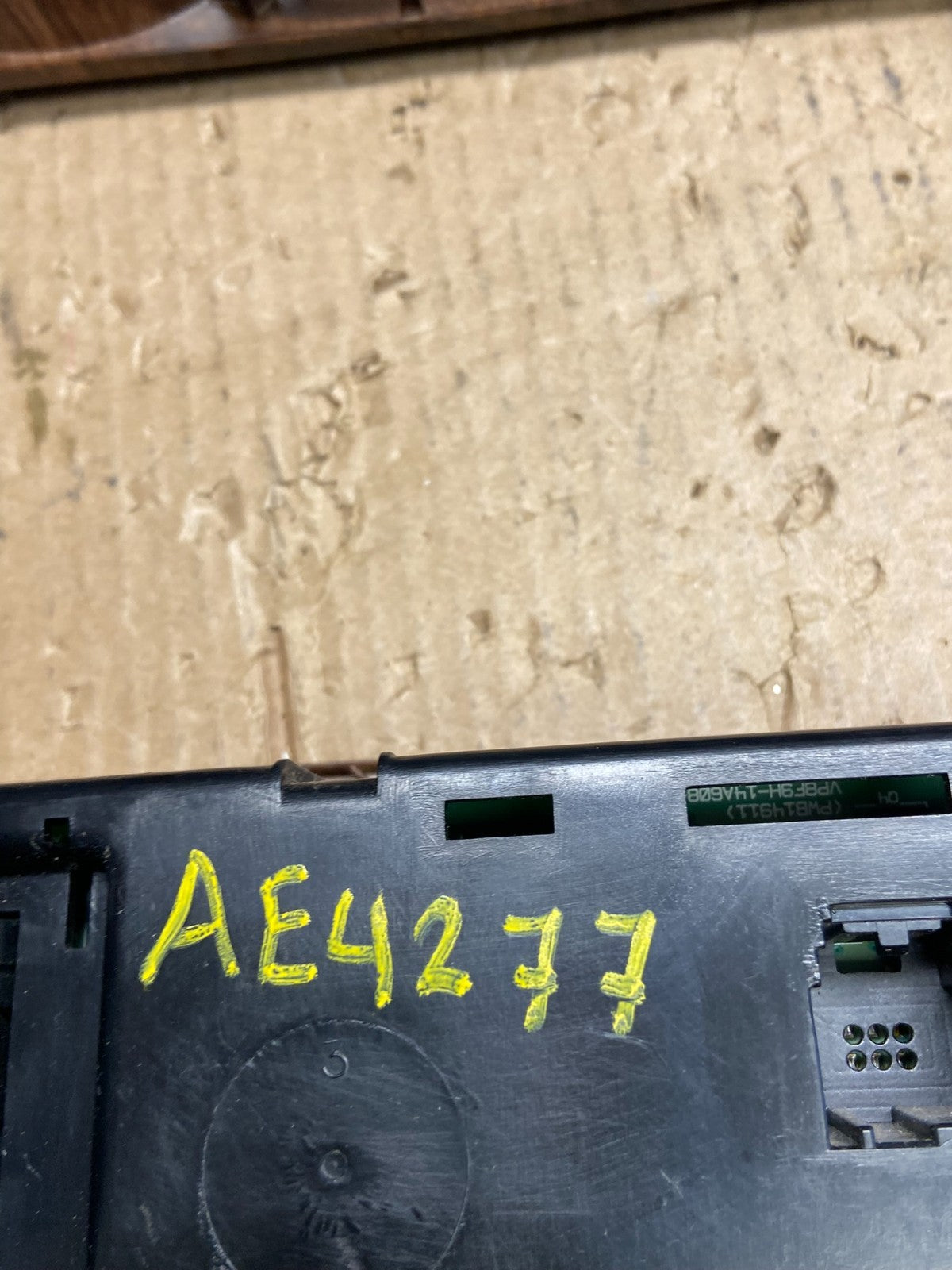 2008-2009 Ford Taurus X Center Console Climate Radio Control Panel ae4277 DG6