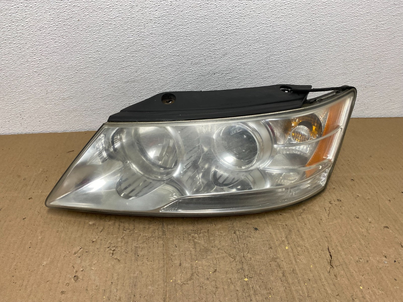 2009 - 2010 Hyundai Sonata Left Driver LH Side Headlight Halogen Oem AB8529 DW0
