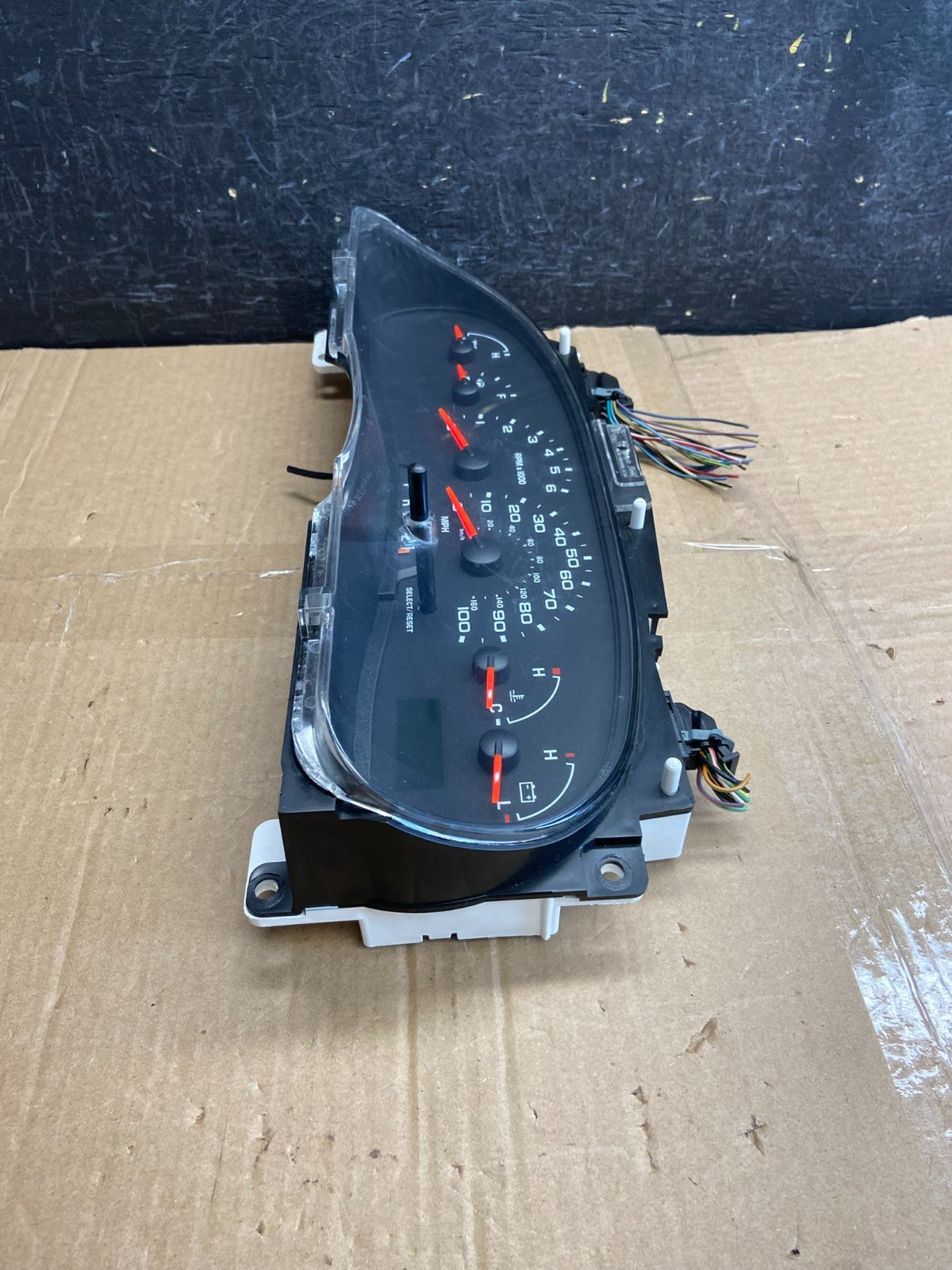 2006 Ford E350 Gauge Speedometer Cluster AF2791 DW2