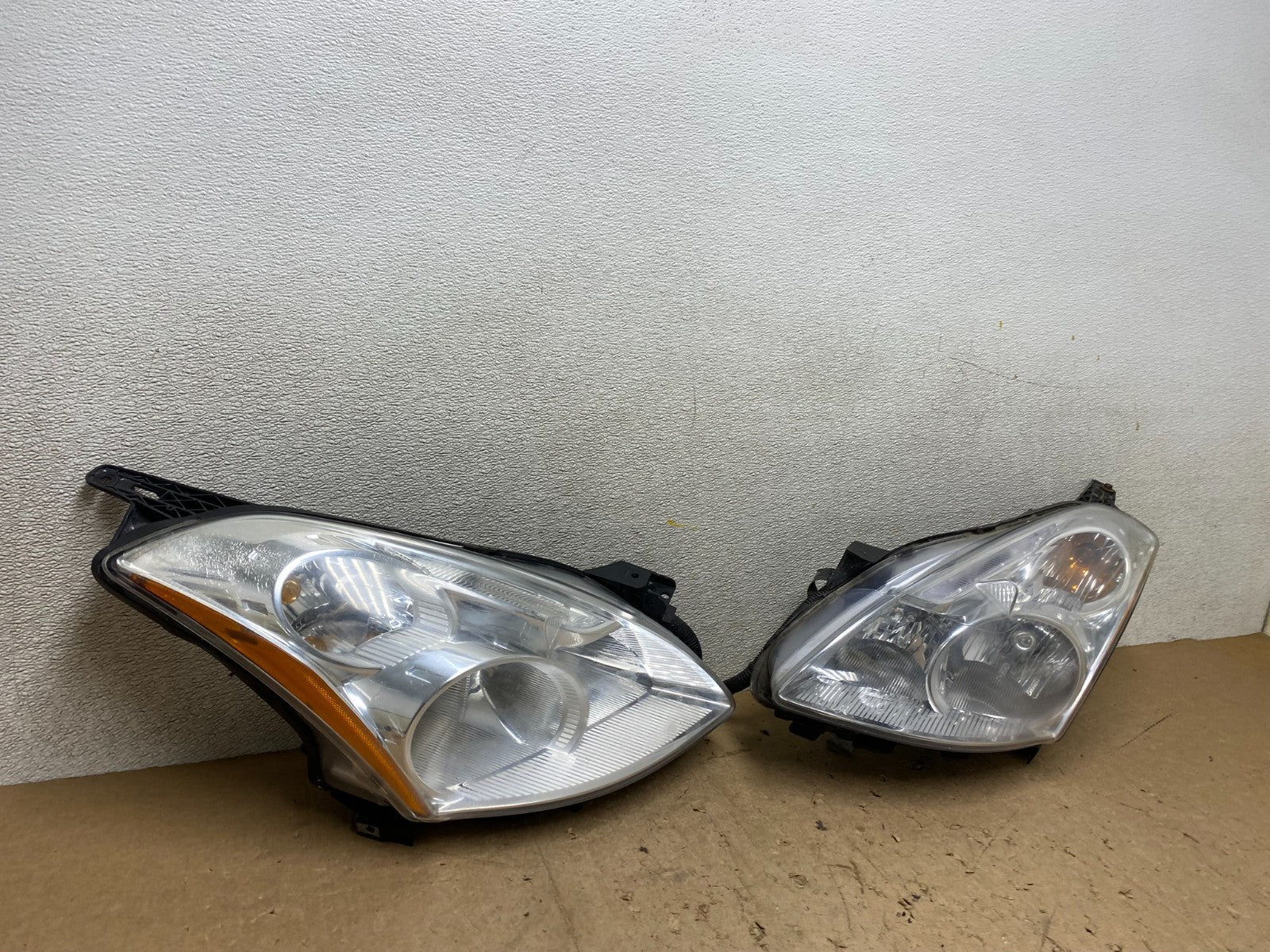 Sedan 2010 2011 2012 Nissan Altima Headlights Halogen Left+Right Side X2533 DW2