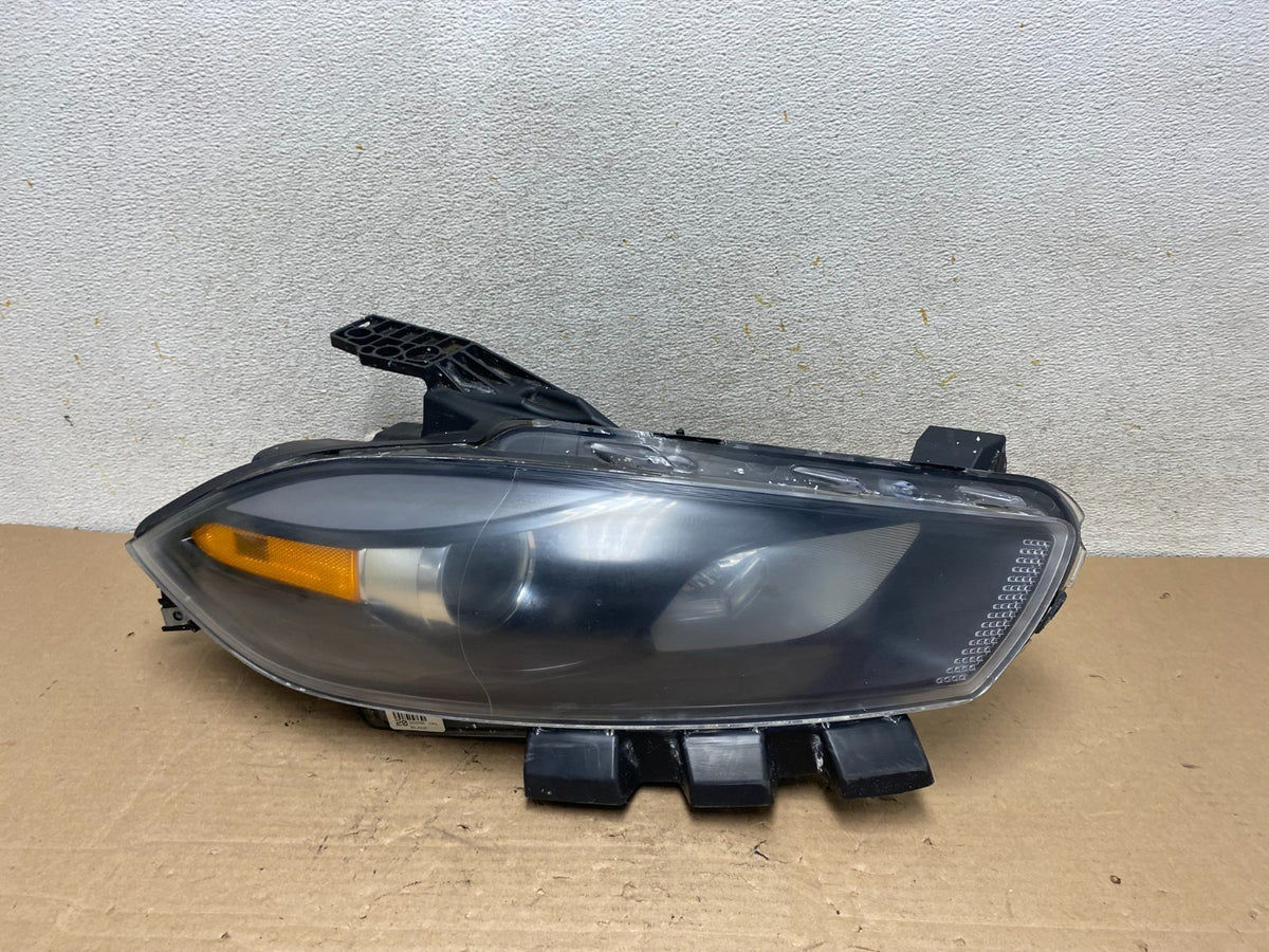 2013 to 2016 Dodge Dart Right Passenger Halogen Black Headlight AI0894 DW0