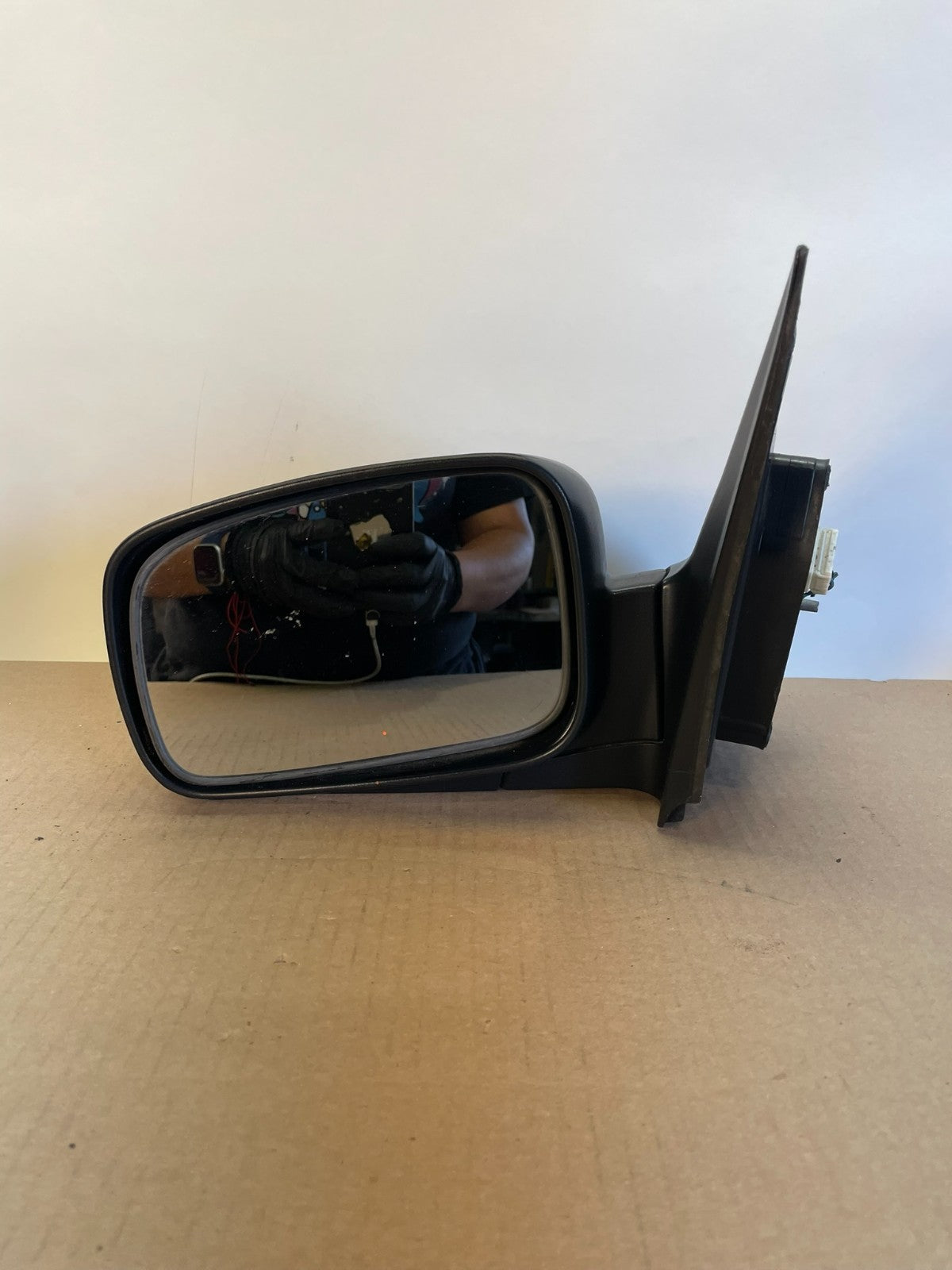 2003 to 2009 Kia Sorento Left Driver LH Door Mirror AH0427 DG6