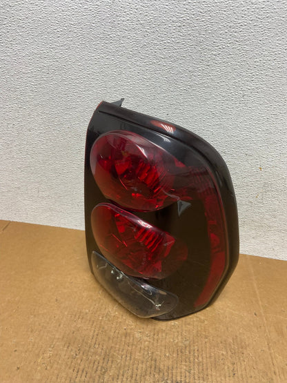 2002 to 2009 Chevrolet Trailblazer Right Passenger Rh Tail Light AE0321 LK0