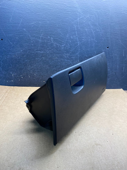 2016 to 2020 Chevrolet Malibu Right Passenger Side Glove Box AH6970 DG1
