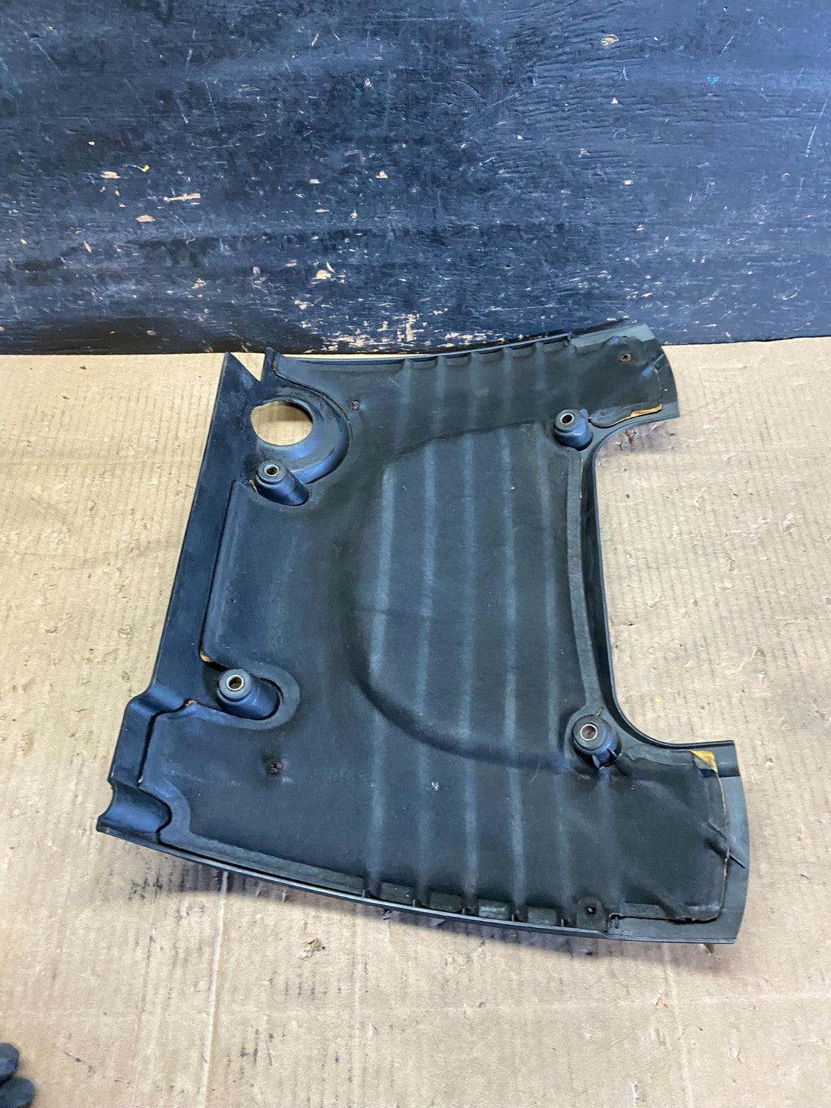 2002 to 2005 Hyundai Sonata 2.4L Engine Trim Cover Oem R7060 DG7