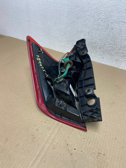 2014 - 2019 Nissan Versa Note Hatchback Right Passenger Tail Light AE9475 LK6