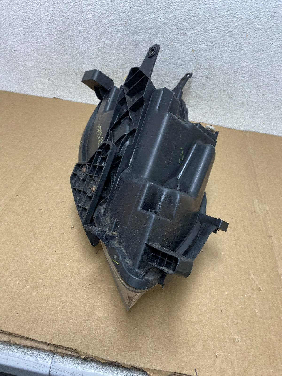 2013 to 2021 Nissan NV200 Left Driver LH Halogen Headlight AF9528 DW6