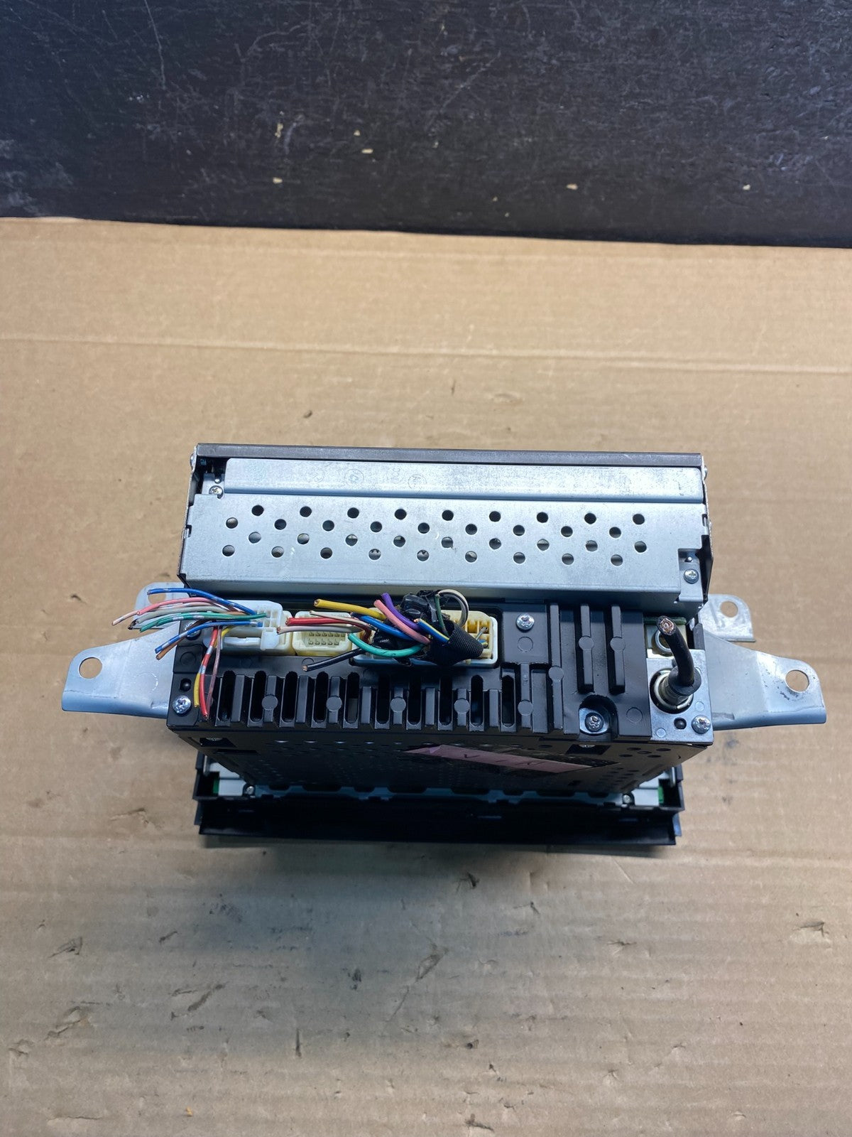 2004 to 2010 Toyota Sienna AM FM CD WMA Mp3 Radio Receiver AE8190 DG5