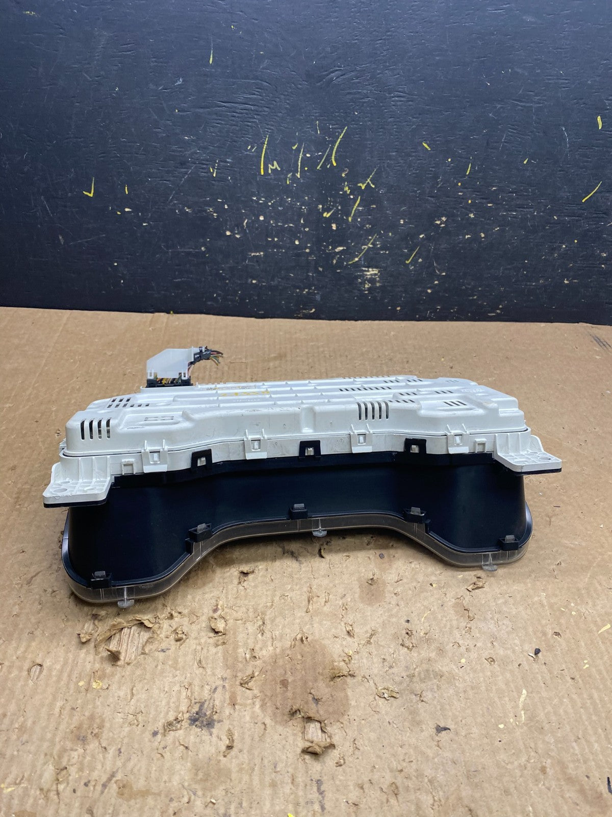 2009 to 2011 Ford E150 E250 E350 VAN Gauge Speedometer Cluster Z7338 DG5