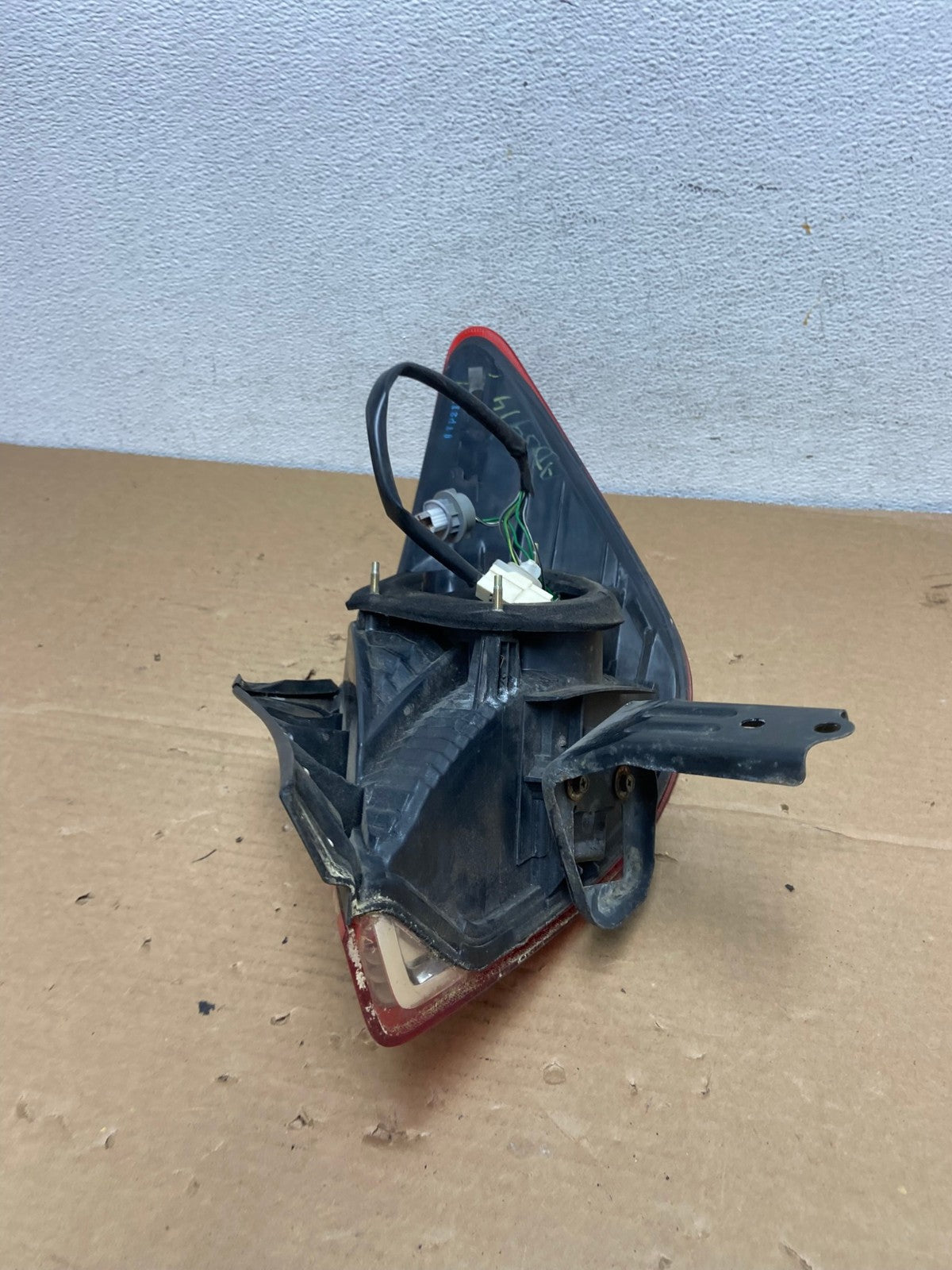 2005-2010 Toyota Avalon Left Driver Lh Side Tail Light AD3914 LK5