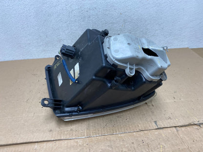 2005 - 2011 Cadillac STS Right Passenger RH Side Xenon Headlight AE6610 DW8